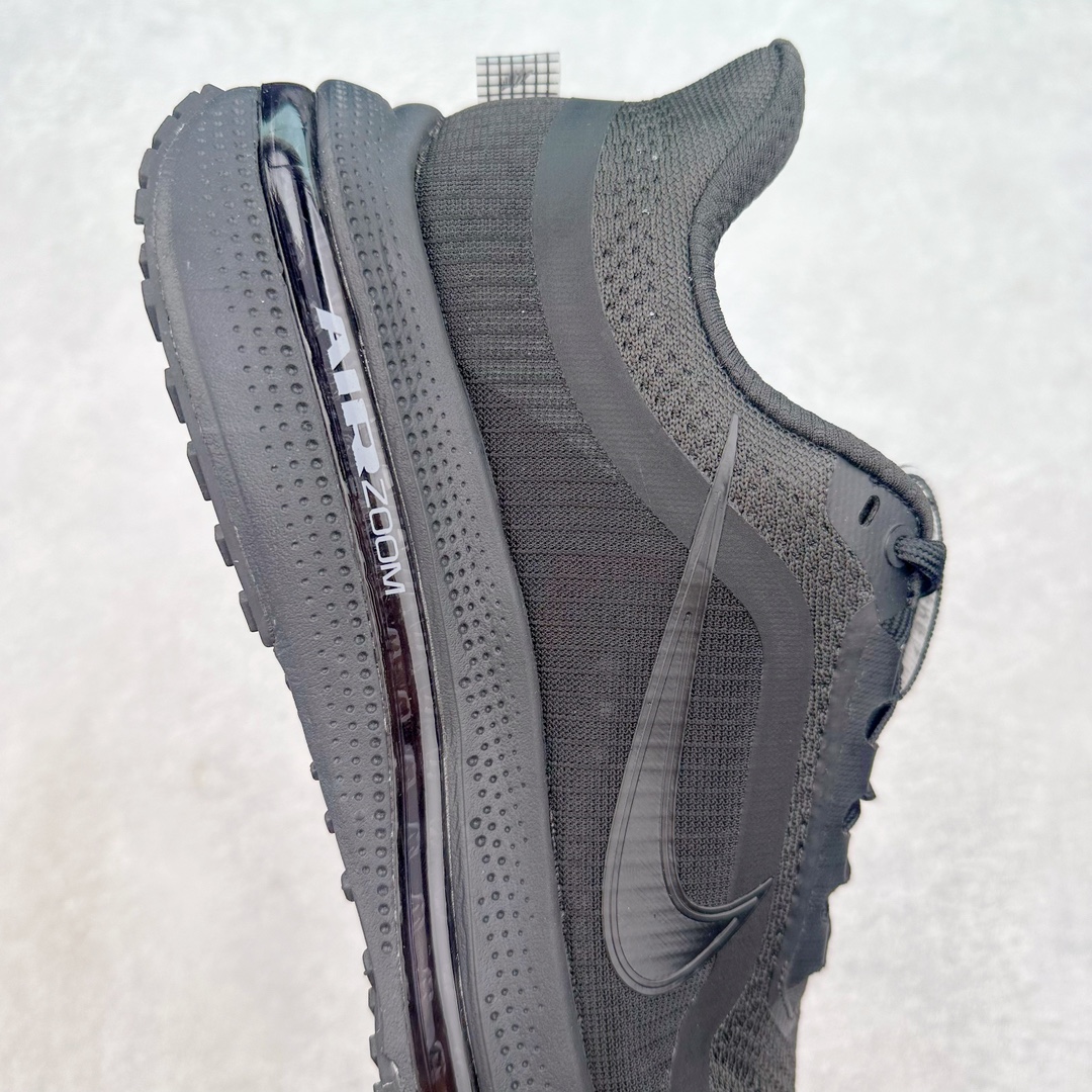 图片[6]-＃特价福利 NK Pegasus Premium 飞马全掌气垫跑步运动鞋 气垫的究极进化 NIKE2025新王炸 • 在特有Air科技加持下，耐克带来全新Pegasus Premium。这款跑鞋在传承耐克飞马（Pegasus）系列标志性的缓震功能的同时，将首次搭载耐克的塑型可视化Air Zoom气垫单元。• 塑型Air Zoom气垫单元贴合脚部的自然轮廓，帮助跑者在从后跟到脚趾的过渡中能够有效传递力量，带来一种前所未有的轻盈、顺畅回馈体验。中底采用ZoomX泡绵，后跟则使用ReactX泡绵，为跑者提供稳定流畅的推进感。• 塑型可视化Air Zoom气垫单元和精心配置的泡绵组合，让Pegasus Premium成为耐克飞马系列中颇具能量回馈的鞋款。• 全新Pegasus Premium不仅展示了耐克势头强劲的创新周期，证明了其特有的Air科技的强大实力，更体现了耐克倾听和服务运动员的能力。尺码：36 37.5 38 39 40 41 42 43 44 45-选品中心