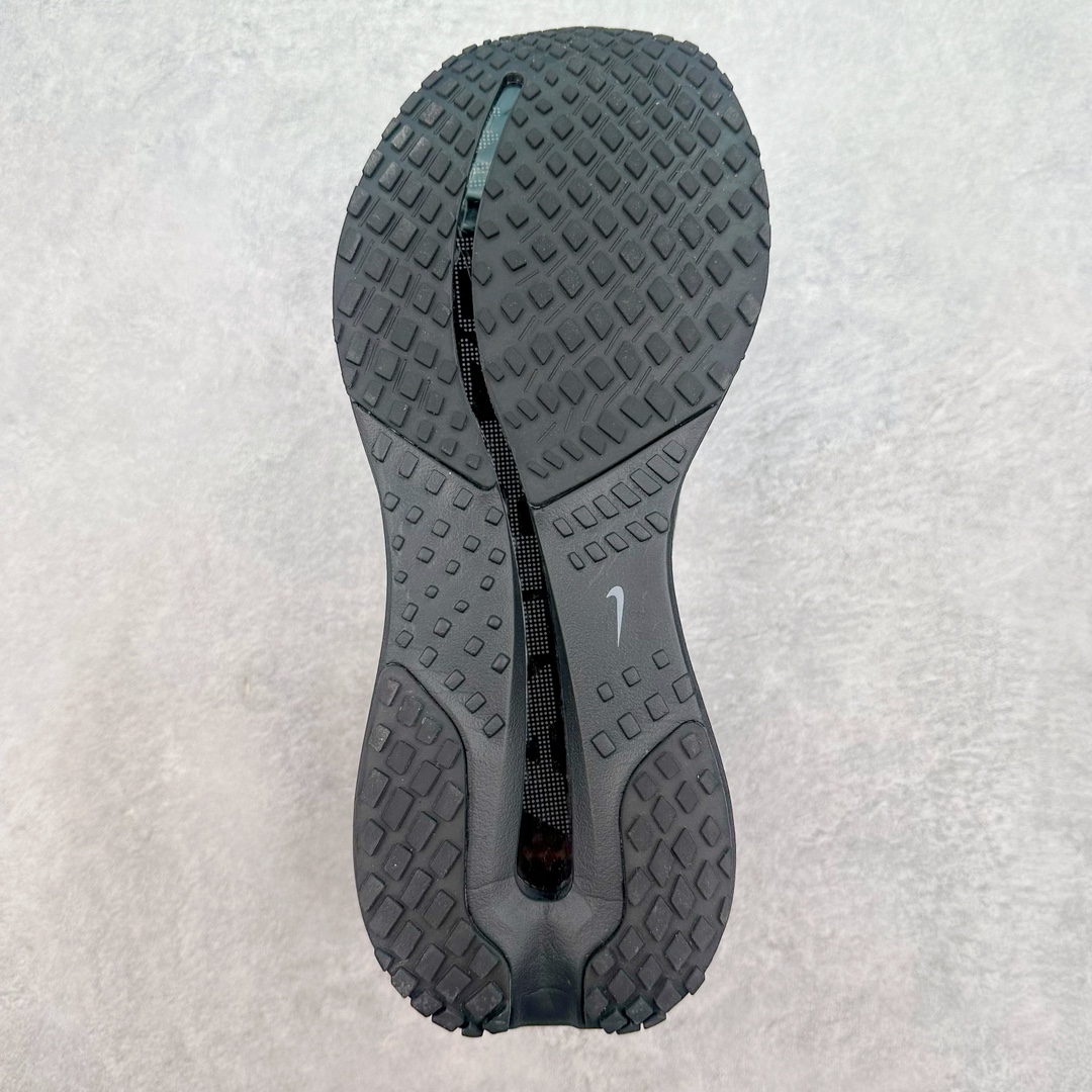 图片[9]-＃特价福利 NK Pegasus Premium 飞马全掌气垫跑步运动鞋 气垫的究极进化 NIKE2025新王炸 • 在特有Air科技加持下，耐克带来全新Pegasus Premium。这款跑鞋在传承耐克飞马（Pegasus）系列标志性的缓震功能的同时，将首次搭载耐克的塑型可视化Air Zoom气垫单元。• 塑型Air Zoom气垫单元贴合脚部的自然轮廓，帮助跑者在从后跟到脚趾的过渡中能够有效传递力量，带来一种前所未有的轻盈、顺畅回馈体验。中底采用ZoomX泡绵，后跟则使用ReactX泡绵，为跑者提供稳定流畅的推进感。• 塑型可视化Air Zoom气垫单元和精心配置的泡绵组合，让Pegasus Premium成为耐克飞马系列中颇具能量回馈的鞋款。• 全新Pegasus Premium不仅展示了耐克势头强劲的创新周期，证明了其特有的Air科技的强大实力，更体现了耐克倾听和服务运动员的能力。尺码：36 37.5 38 39 40 41 42 43 44 45-选品中心