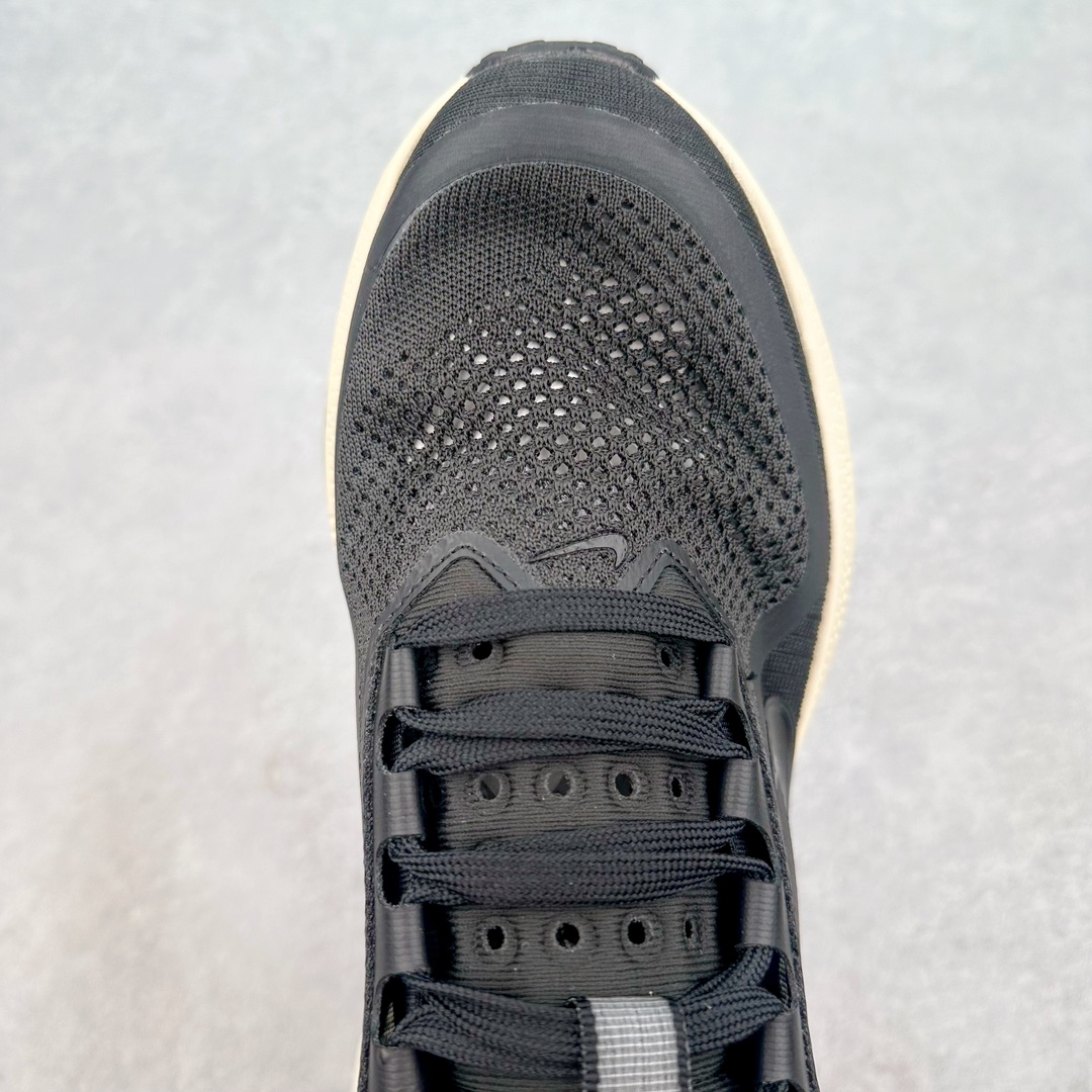 图片[4]-＃特价福利 NK Pegasus Premium 飞马全掌气垫跑步运动鞋 气垫的究极进化 NIKE2025新王炸 • 在特有Air科技加持下，耐克带来全新Pegasus Premium。这款跑鞋在传承耐克飞马（Pegasus）系列标志性的缓震功能的同时，将首次搭载耐克的塑型可视化Air Zoom气垫单元。• 塑型Air Zoom气垫单元贴合脚部的自然轮廓，帮助跑者在从后跟到脚趾的过渡中能够有效传递力量，带来一种前所未有的轻盈、顺畅回馈体验。中底采用ZoomX泡绵，后跟则使用ReactX泡绵，为跑者提供稳定流畅的推进感。• 塑型可视化Air Zoom气垫单元和精心配置的泡绵组合，让Pegasus Premium成为耐克飞马系列中颇具能量回馈的鞋款。• 全新Pegasus Premium不仅展示了耐克势头强劲的创新周期，证明了其特有的Air科技的强大实力，更体现了耐克倾听和服务运动员的能力。尺码：36 37.5 38 39 40 41 42 43 44 45-选品中心