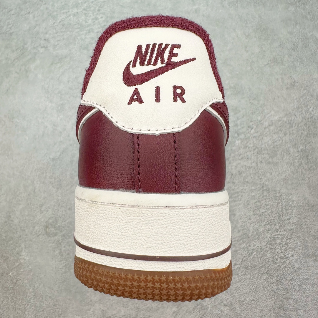 图片[8]-NK Air Force 1´07 Low 空军一号低帮百搭休闲运动板鞋 DQ7659-102 柔软、弹性十足的缓震性能和出色的中底设计 横跨复古与现代的外型结合 造就出风靡全球 三十多年的Force 1 直到今天还深受青睐 尺码：36 36.5 37.5 38 38.5 39 40 40.5 41 42 42.5 43 44 44.5 45-选品中心