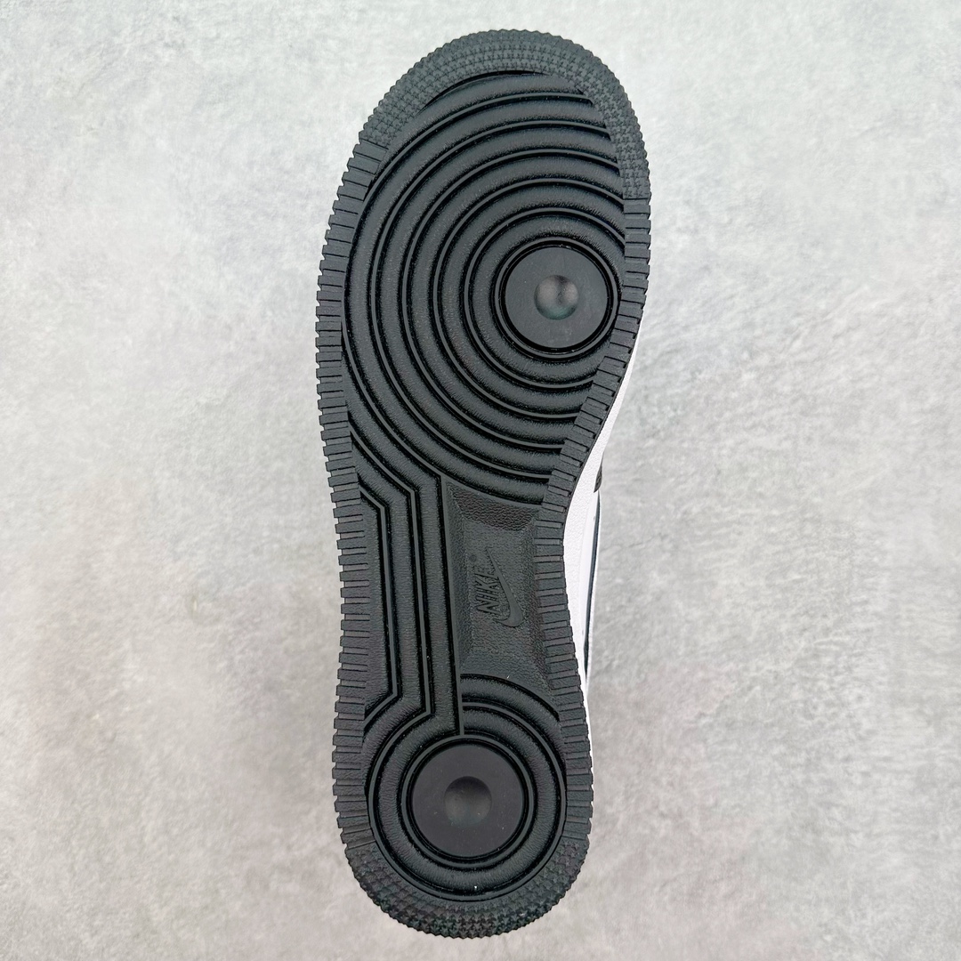 图片[9]-NK Air Force 1´07 Low 空军一号低帮百搭休闲运动板鞋 DV0788-001 柔软、弹性十足的缓震性能和出色的中底设计 横跨复古与现代的外型结合 造就出风靡全球 三十多年的Force 1 直到今天还深受青睐 尺码：36 36.5 37.5 38 38.5 39 40 40.5 41 42 42.5 43 44 44.5 45-选品中心