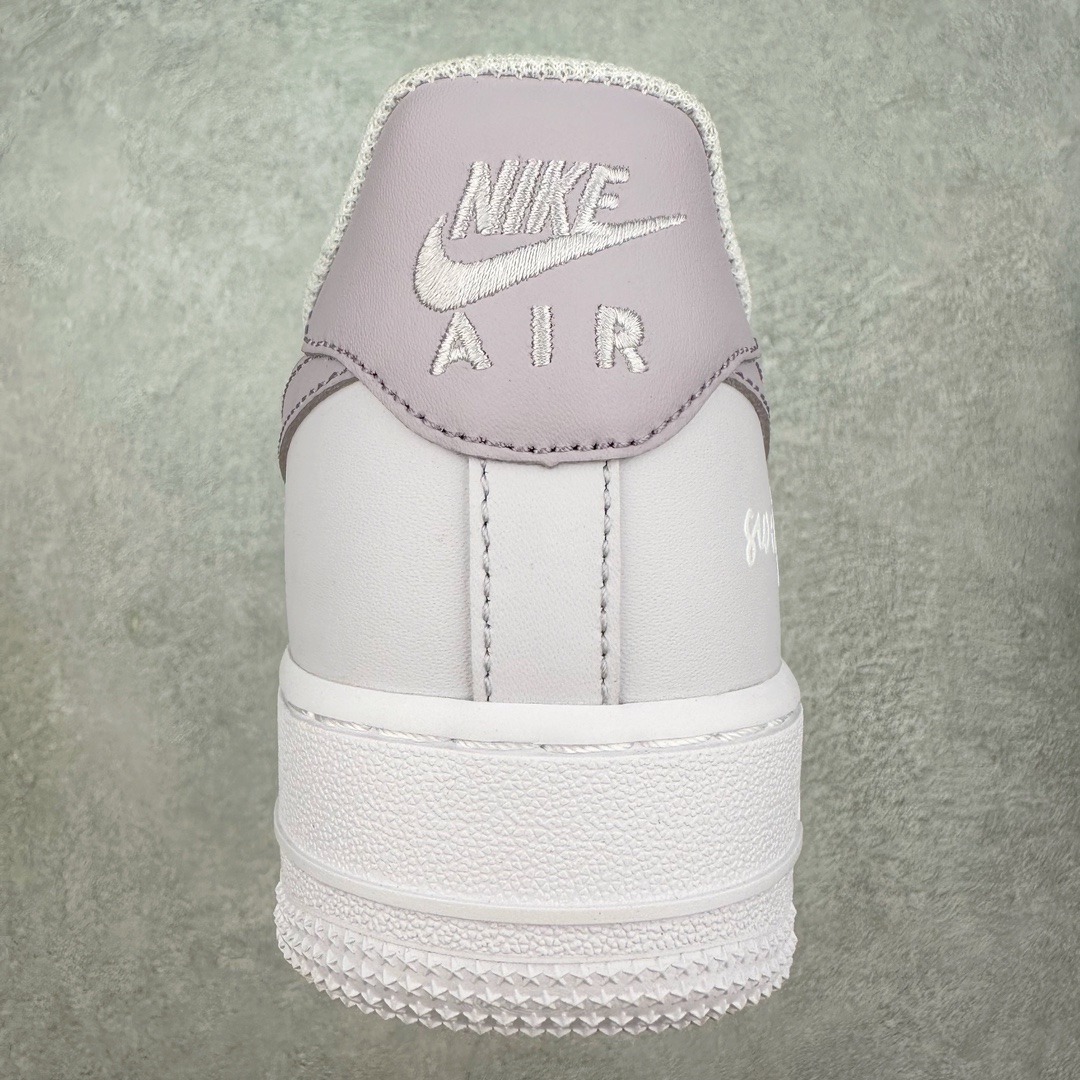 图片[8]-NK Air Force 1´07 Low 空军一号低帮百搭休闲运动板鞋 DY8889-004 柔软、弹性十足的缓震性能和出色的中底设计 横跨复古与现代的外型结合 造就出风靡全球 三十多年的Force 1 直到今天还深受青睐 尺码：36 36.5 37.5 38 38.5 39 40 40.5 41 42 42.5 43 44 44.5 45-选品中心