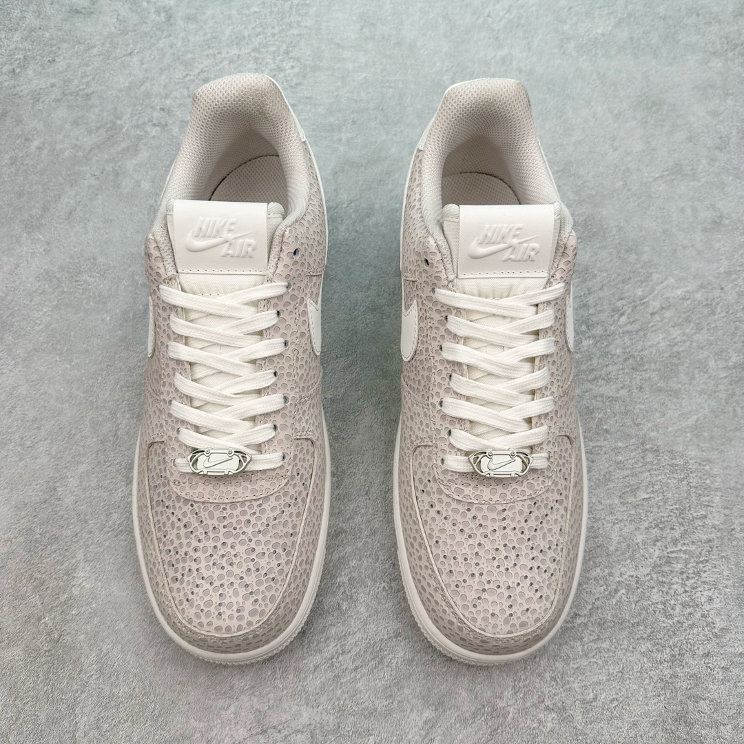 图片[2]-NK Air Force 1´07 Low 空军一号低帮百搭休闲运动板鞋 FV6519-001 柔软、弹性十足的缓震性能和出色的中底设计 横跨复古与现代的外型结合 造就出风靡全球 三十多年的Force 1 直到今天还深受青睐 尺码：36 36.5 37.5 38 38.5 39 40 40.5 41 42 42.5 43 44 44.5 45-选品中心