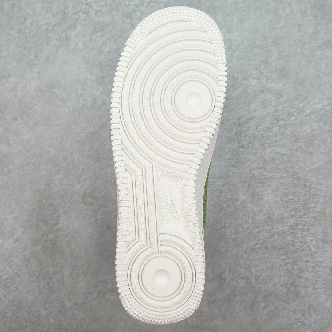 图片[9]-NK Air Force 1´07 Low 空军一号低帮百搭休闲运动板鞋 FV6519-200 柔软、弹性十足的缓震性能和出色的中底设计 横跨复古与现代的外型结合 造就出风靡全球 三十多年的Force 1 直到今天还深受青睐 尺码：36 36.5 37.5 38 38.5 39 40 40.5 41 42 42.5 43 44 44.5 45-选品中心