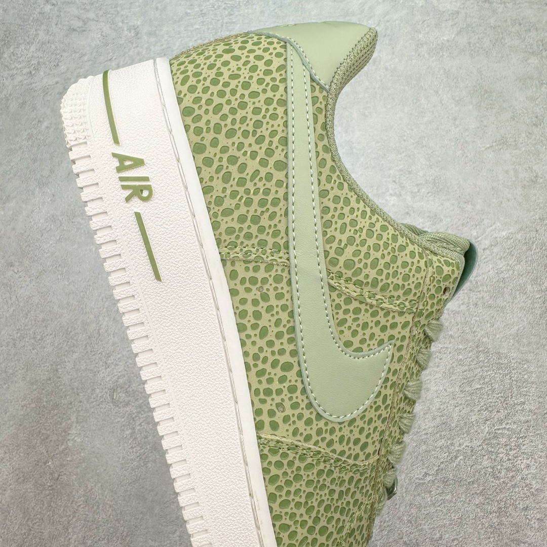 图片[6]-NK Air Force 1´07 Low 空军一号低帮百搭休闲运动板鞋 FV6519-200 柔软、弹性十足的缓震性能和出色的中底设计 横跨复古与现代的外型结合 造就出风靡全球 三十多年的Force 1 直到今天还深受青睐 尺码：36 36.5 37.5 38 38.5 39 40 40.5 41 42 42.5 43 44 44.5 45-选品中心