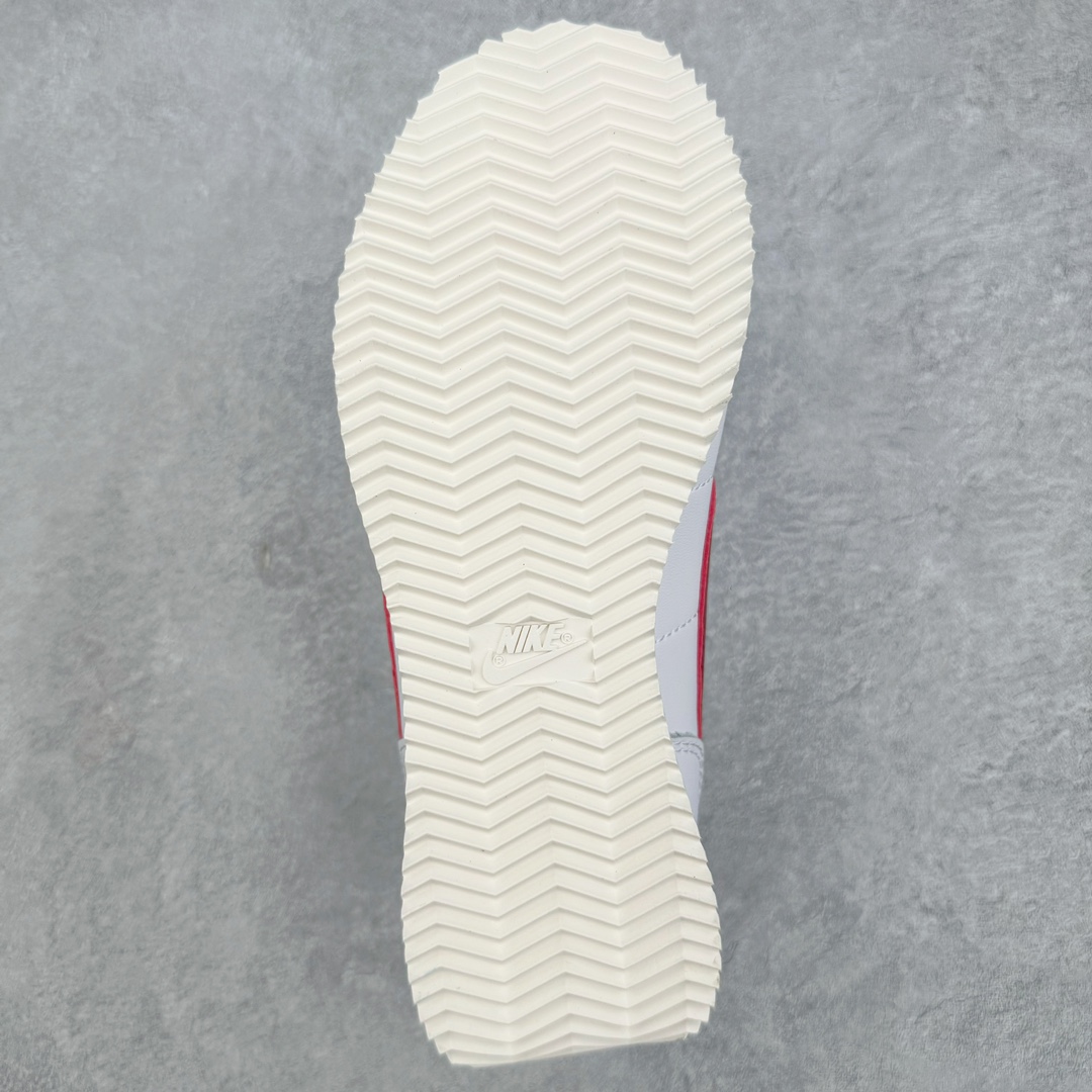 图片[9]-＃JC纯原 NK Classic Cortez Leather 阿甘复古初代皮革慢跑鞋 DN1791-103 实体平台指令订单 全套原纸板楦头开发 原厂数据大底磨具 一比一鞋头弧度高度鞋身弧度 细节品控鞋型随意对比 正确烫金高频细节 公司级标准检验QC 区分市面一切版本 完美复刻阿甘复古鞋型 尺码：35.5 36 36.5 37.5 38 38.5 39 40 40.5 41 42 42.5 43 44 45-选品中心