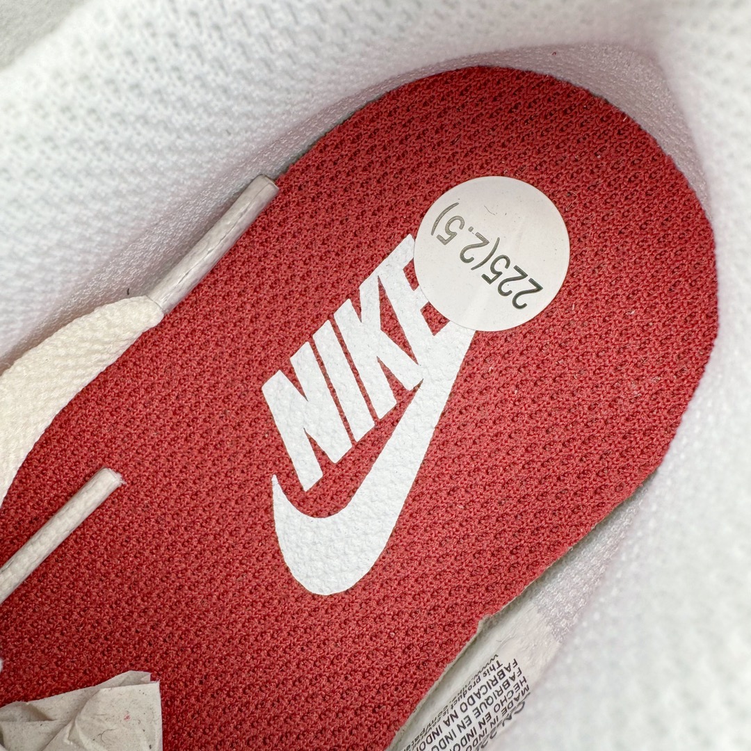 图片[15]-＃JC纯原 NK Classic Cortez Leather 阿甘复古初代皮革慢跑鞋 DN1791-103 实体平台指令订单 全套原纸板楦头开发 原厂数据大底磨具 一比一鞋头弧度高度鞋身弧度 细节品控鞋型随意对比 正确烫金高频细节 公司级标准检验QC 区分市面一切版本 完美复刻阿甘复古鞋型 尺码：35.5 36 36.5 37.5 38 38.5 39 40 40.5 41 42 42.5 43 44 45-选品中心