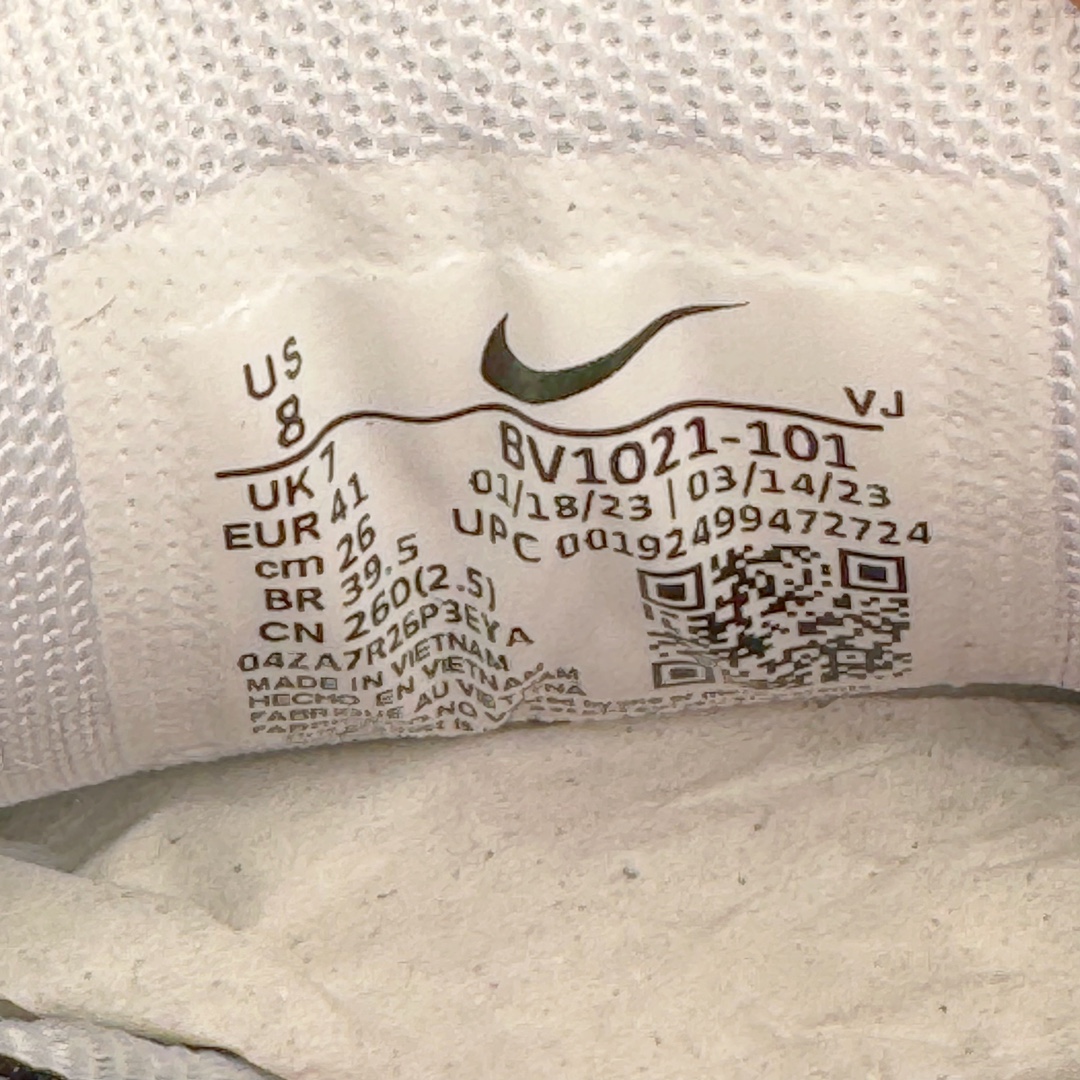 图片[12]-＃CS纯原 NK P-6000 系列低帮复古老爹风休闲运动舒适慢跑鞋 BV1021-101 购入原鞋原装纸板楦头开发 独家私模四层组合大底 市场唯一正确版本 良心定价 新配色陆续出货 进口三文治网面 融合 Pegasus 过往运动鞋设计 助力 21 世纪早期跑步运动跃升时尚新高度 采用透气网眼布、运动风格线条和耐穿覆面 兼具吸睛外观和舒适感受 中底泡绵以田径赛道为灵感 打造厚实设计 缔造出众缓震性能 尺码：36 36.5 37.5 38 38.5 39 40 40.5 41 42 42.5 43 44 44.5 45-选品中心