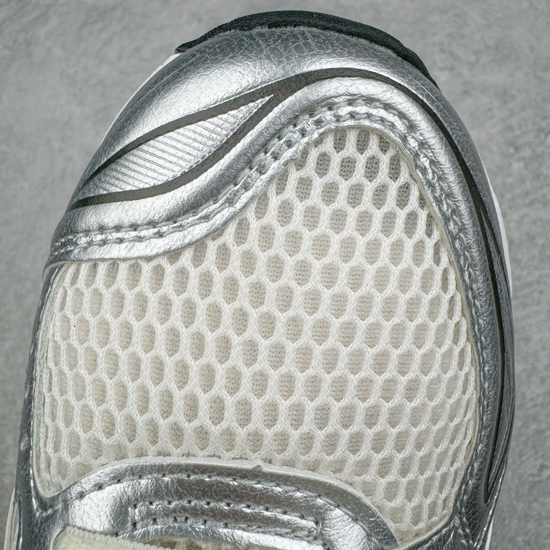 图片[17]-＃HK纯原 ASICS GEL-KAYANO 14 亚瑟士K14系列户外复古潮流百搭织物合成革缓震休闲跑步鞋 原装纸板楦头开发 独家私模五层组合大底 原厂定制缓震硅胶加持 原盒原配 官方四联吊牌 原装Ortholite轻量化鞋垫 设计师 Hidenori Yamashita 以「Flash」一词为灵感 创造出未来感金属色鞋面 改造升级内在性能 由内而外全面革新 为 GEL-KAYANO 家族传承及经典跑鞋文化的延续 创下里程碑式作品 K14跑鞋重新诠释了复古的跑步形状 并以其 2000 年代后期的美学理念重新铺装 银色与蓝色的鞋面极为高档 网面铺陈与鞋面、鞋头多处细节位增添了透气性 鞋后跟部中底上以及多密度耐磨鞋底增加了 GEL 缓震胶 提供高抗冲击性、缓冲性、可保护脚部免受地面冲击的影响 穿着舒适性十足 尺码：35.5 36 37 37.5 38 39 39.5 40.5 41.5 42 42.5 43.5 44 45-选品中心