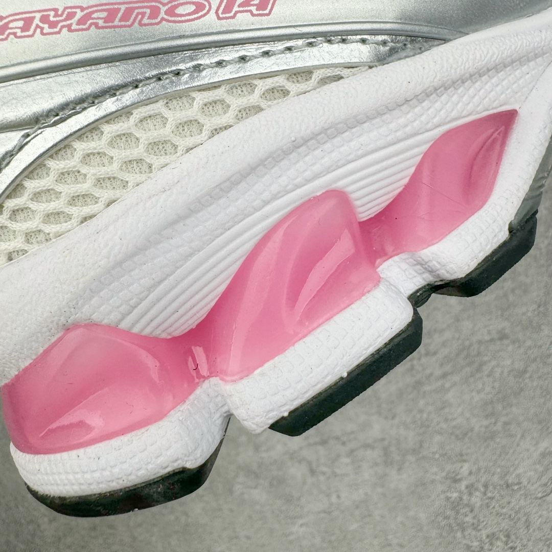 图片[19]-＃HK纯原 ASICS GEL-KAYANO 14 亚瑟士K14系列户外复古潮流百搭织物合成革缓震休闲跑步鞋 原装纸板楦头开发 独家私模五层组合大底 原厂定制缓震硅胶加持 原盒原配 官方四联吊牌 原装Ortholite轻量化鞋垫 设计师 Hidenori Yamashita 以「Flash」一词为灵感 创造出未来感金属色鞋面 改造升级内在性能 由内而外全面革新 为 GEL-KAYANO 家族传承及经典跑鞋文化的延续 创下里程碑式作品 K14跑鞋重新诠释了复古的跑步形状 并以其 2000 年代后期的美学理念重新铺装 银色与蓝色的鞋面极为高档 网面铺陈与鞋面、鞋头多处细节位增添了透气性 鞋后跟部中底上以及多密度耐磨鞋底增加了 GEL 缓震胶 提供高抗冲击性、缓冲性、可保护脚部免受地面冲击的影响 穿着舒适性十足 尺码：35.5 36 37 37.5 38 39 39.5 40.5 41.5 42 42.5 43.5 44 45-选品中心