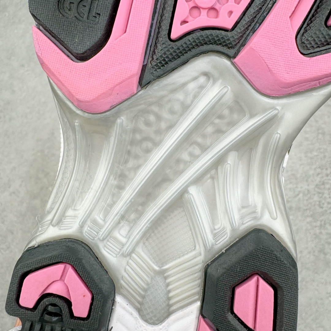 图片[22]-＃HK纯原 ASICS GEL-KAYANO 14 亚瑟士K14系列户外复古潮流百搭织物合成革缓震休闲跑步鞋 原装纸板楦头开发 独家私模五层组合大底 原厂定制缓震硅胶加持 原盒原配 官方四联吊牌 原装Ortholite轻量化鞋垫 设计师 Hidenori Yamashita 以「Flash」一词为灵感 创造出未来感金属色鞋面 改造升级内在性能 由内而外全面革新 为 GEL-KAYANO 家族传承及经典跑鞋文化的延续 创下里程碑式作品 K14跑鞋重新诠释了复古的跑步形状 并以其 2000 年代后期的美学理念重新铺装 银色与蓝色的鞋面极为高档 网面铺陈与鞋面、鞋头多处细节位增添了透气性 鞋后跟部中底上以及多密度耐磨鞋底增加了 GEL 缓震胶 提供高抗冲击性、缓冲性、可保护脚部免受地面冲击的影响 穿着舒适性十足 尺码：35.5 36 37 37.5 38 39 39.5 40.5 41.5 42 42.5 43.5 44 45-选品中心