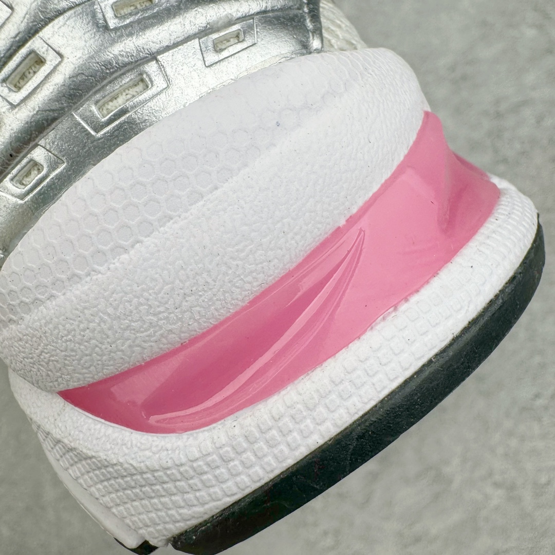 图片[14]-＃HK纯原 ASICS GEL-KAYANO 14 亚瑟士K14系列户外复古潮流百搭织物合成革缓震休闲跑步鞋 原装纸板楦头开发 独家私模五层组合大底 原厂定制缓震硅胶加持 原盒原配 官方四联吊牌 原装Ortholite轻量化鞋垫 设计师 Hidenori Yamashita 以「Flash」一词为灵感 创造出未来感金属色鞋面 改造升级内在性能 由内而外全面革新 为 GEL-KAYANO 家族传承及经典跑鞋文化的延续 创下里程碑式作品 K14跑鞋重新诠释了复古的跑步形状 并以其 2000 年代后期的美学理念重新铺装 银色与蓝色的鞋面极为高档 网面铺陈与鞋面、鞋头多处细节位增添了透气性 鞋后跟部中底上以及多密度耐磨鞋底增加了 GEL 缓震胶 提供高抗冲击性、缓冲性、可保护脚部免受地面冲击的影响 穿着舒适性十足 尺码：35.5 36 37 37.5 38 39 39.5 40.5 41.5 42 42.5 43.5 44 45-选品中心