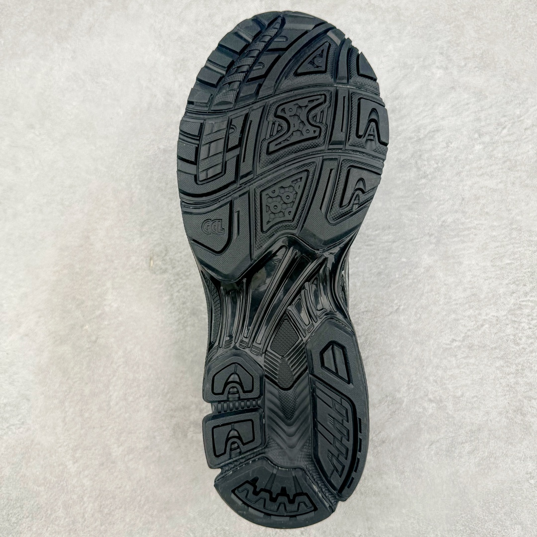 图片[9]-＃HK纯原 ASICS GEL-KAYANO 14 亚瑟士K14系列户外复古潮流百搭织物合成革缓震休闲跑步鞋 原装纸板楦头开发 独家私模五层组合大底 原厂定制缓震硅胶加持 原盒原配 官方四联吊牌 原装Ortholite轻量化鞋垫 设计师 Hidenori Yamashita 以「Flash」一词为灵感 创造出未来感金属色鞋面 改造升级内在性能 由内而外全面革新 为 GEL-KAYANO 家族传承及经典跑鞋文化的延续 创下里程碑式作品 K14跑鞋重新诠释了复古的跑步形状 并以其 2000 年代后期的美学理念重新铺装 银色与蓝色的鞋面极为高档 网面铺陈与鞋面、鞋头多处细节位增添了透气性 鞋后跟部中底上以及多密度耐磨鞋底增加了 GEL 缓震胶 提供高抗冲击性、缓冲性、可保护脚部免受地面冲击的影响 穿着舒适性十足 尺码：35.5 36 37 37.5 38 39 39.5 40.5 41.5 42 42.5 43.5 44 45-选品中心