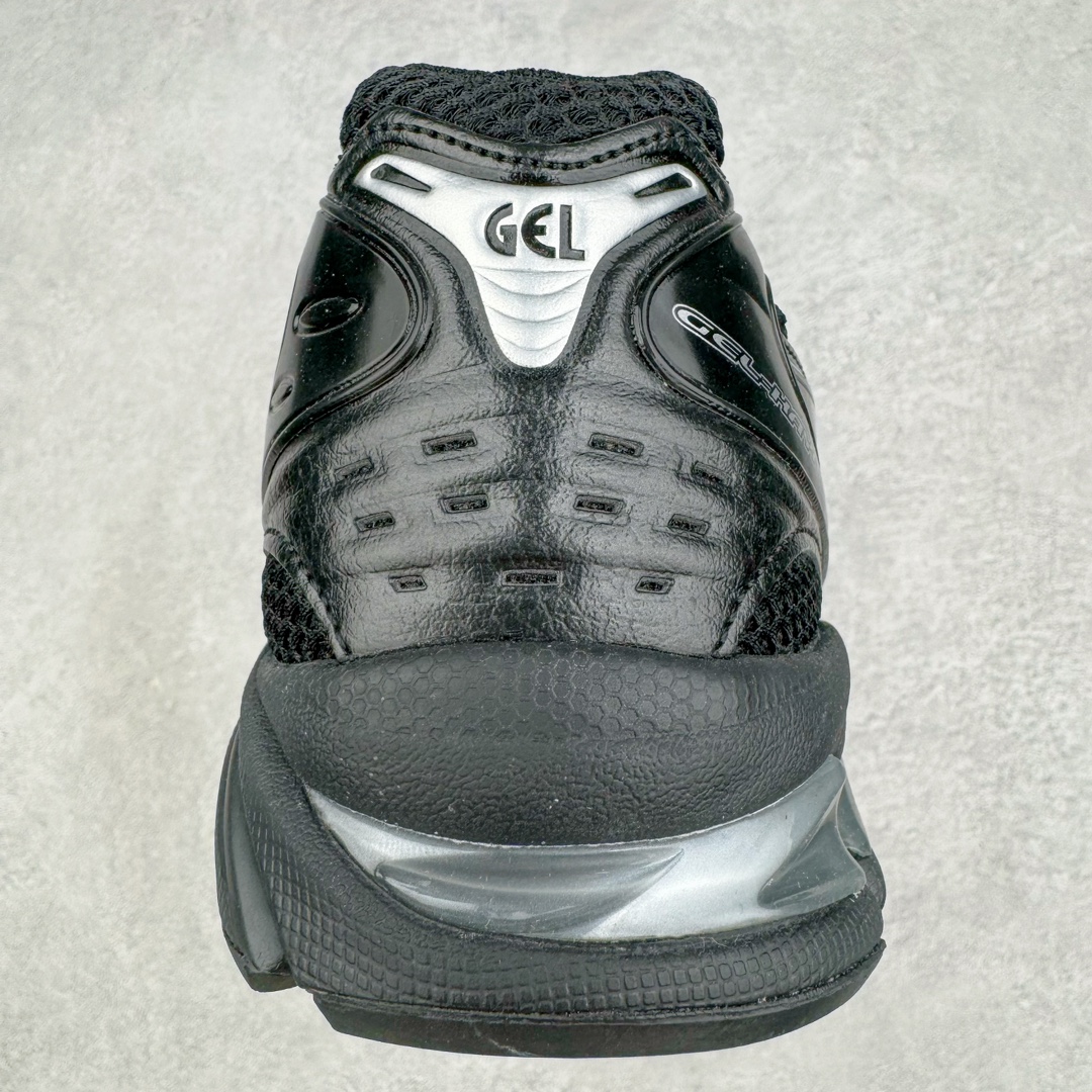 图片[8]-＃HK纯原 ASICS GEL-KAYANO 14 亚瑟士K14系列户外复古潮流百搭织物合成革缓震休闲跑步鞋 原装纸板楦头开发 独家私模五层组合大底 原厂定制缓震硅胶加持 原盒原配 官方四联吊牌 原装Ortholite轻量化鞋垫 设计师 Hidenori Yamashita 以「Flash」一词为灵感 创造出未来感金属色鞋面 改造升级内在性能 由内而外全面革新 为 GEL-KAYANO 家族传承及经典跑鞋文化的延续 创下里程碑式作品 K14跑鞋重新诠释了复古的跑步形状 并以其 2000 年代后期的美学理念重新铺装 银色与蓝色的鞋面极为高档 网面铺陈与鞋面、鞋头多处细节位增添了透气性 鞋后跟部中底上以及多密度耐磨鞋底增加了 GEL 缓震胶 提供高抗冲击性、缓冲性、可保护脚部免受地面冲击的影响 穿着舒适性十足 尺码：35.5 36 37 37.5 38 39 39.5 40.5 41.5 42 42.5 43.5 44 45-选品中心