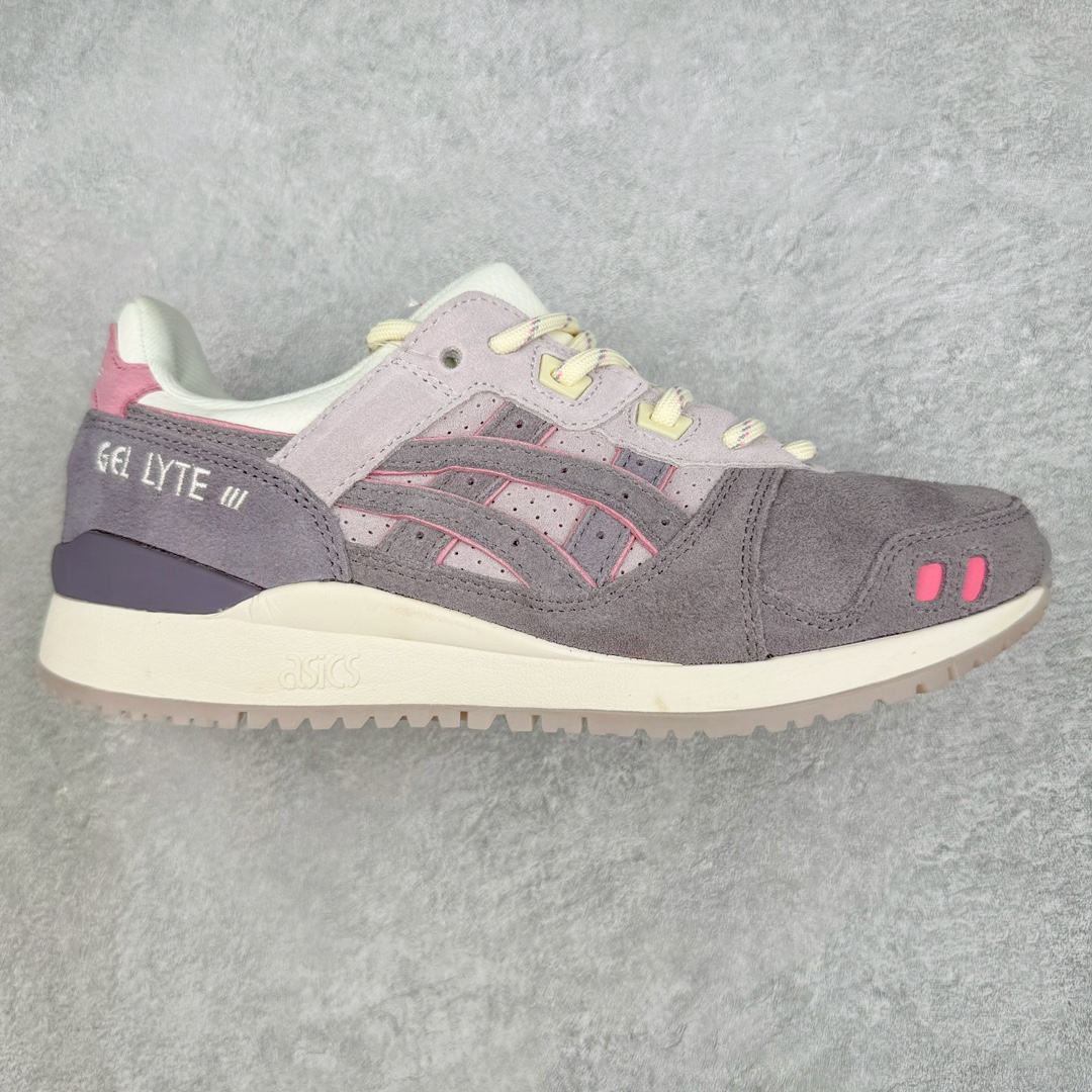 END x Asics Gel-Lyte III OG\\\”Pearl\\\”亚瑟士3代系列低帮经典复古休闲运动跑步鞋“联名深灰浅灰粉”1191A356-500 亚瑟士知名鞋款GEL-LYTE III似乎有着过不完的30 岁生日。除了元祖配色复刻外，也推出了许多特殊配色，这次品牌与英国名店END联名，推出了END. x ASICS GEL-LYTE III \’Pearl \’，继续庆祝GEL-Lyte III 的30周年。本次联名双方以“珍珠”为主题，以米白色以及不同深浅的紫色搭配，材质上融合了皮革以及麂皮，呈现出多元的层次感。较特别的是，END. x ASICS GEL-LYTE III‘Pearl’带些花色，并且使用了圆形的鞋带，与过去GEL-Lyte III多数搭配宽扁鞋带有所区别。尺码：36 37 37.5 38 39 39.5 40 40.5 41.5 42 42.5 43.5 44 45-选品中心