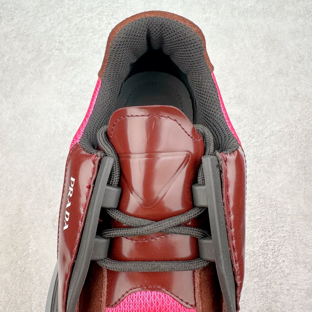 图片[5]-Prada Systeme 普拉达亮面皮革休闲时尚生活运动鞋 以现代手法重塑经典风格隐藏式鞋带造就简洁外观全手工缝制体现品牌匠人精神轻便的鞋底充满运动感 尺码：35 36 37 38 39 40 41 42 43 44 45-选品中心