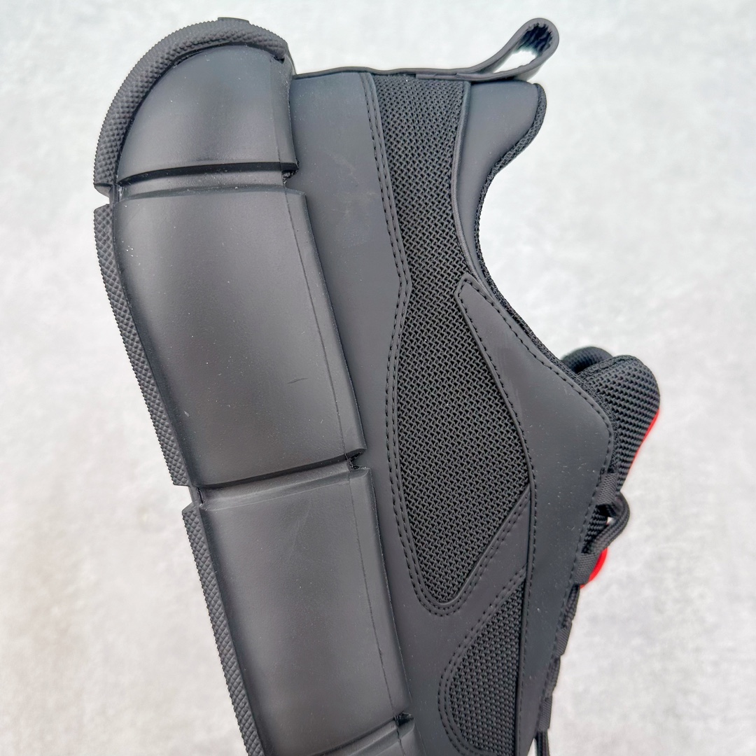 图片[6]-Prada Systeme 普拉达亮面皮革休闲时尚生活运动鞋 以现代手法重塑经典风格隐藏式鞋带造就简洁外观全手工缝制体现品牌匠人精神轻便的鞋底充满运动感 尺码：35 36 37 38 39 40 41 42 43 44 45-选品中心