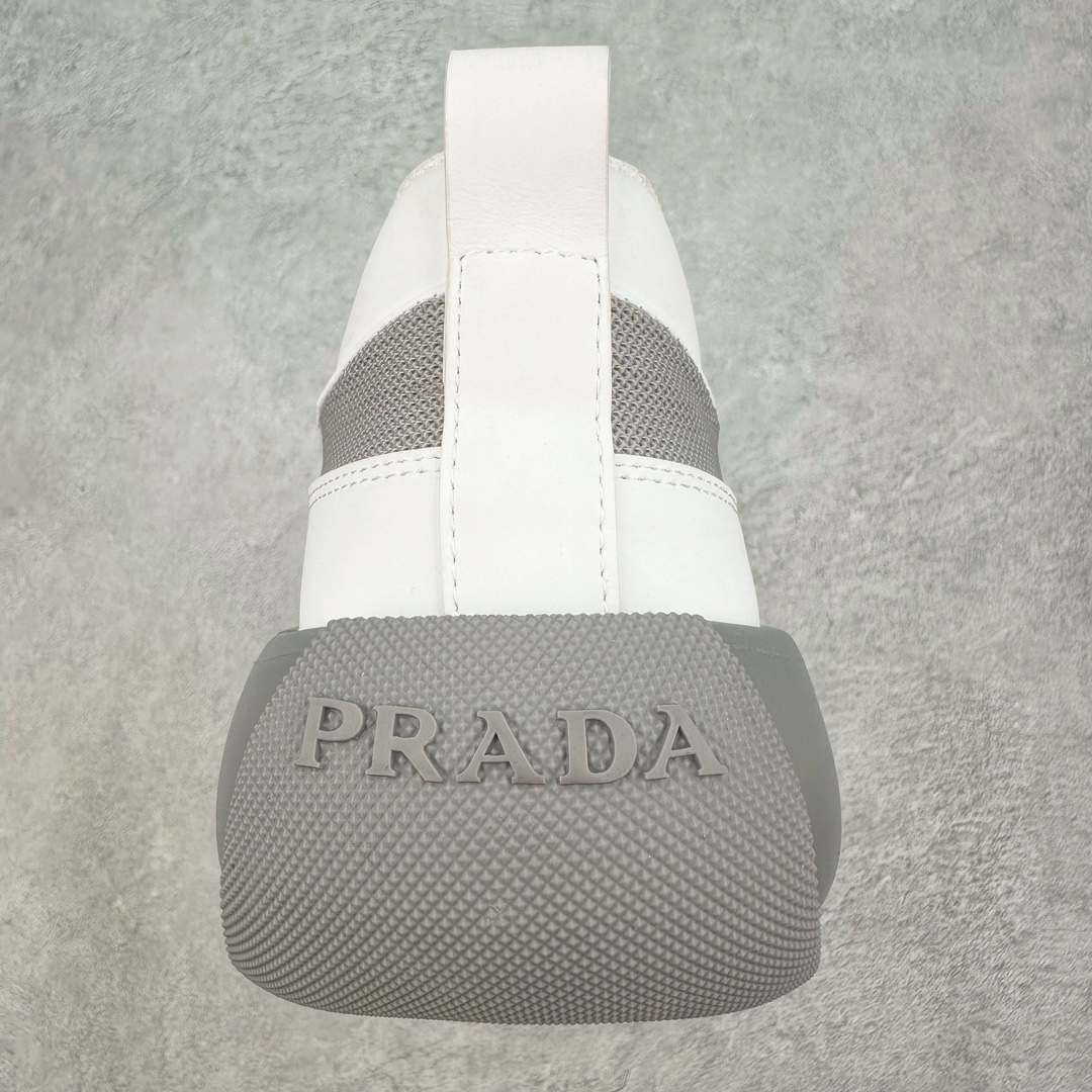 图片[8]-Prada Systeme 普拉达亮面皮革休闲时尚生活运动鞋 以现代手法重塑经典风格隐藏式鞋带造就简洁外观全手工缝制体现品牌匠人精神轻便的鞋底充满运动感 尺码：35 36 37 38 39 40 41 42 43 44 45-选品中心