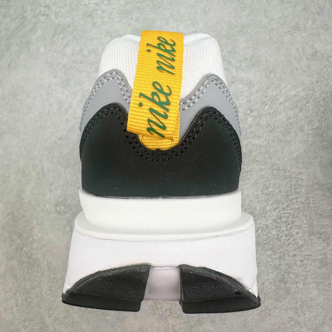 图片[8]-NK Air Max Dawn 黎明系列低帮气垫百搭休闲运动慢跑鞋 DM0013-101 采用柔软翻毛皮和透气梭织材料打造利落鞋面 中底和鞋跟融入现代感线条设计 兼具复古风格与时尚魅力 尽显运动风范 鞋底加入 Air 缓震配置巧搭柔软泡绵 塑就非凡舒适感受 穿上 Air Max Dawn 运动鞋 打造出众造型 迎接美好的一天 尺码：36 36.5 37.5 38 38.5 39 40 40.5 41 42 42.5 43 44 44.5 45-选品中心