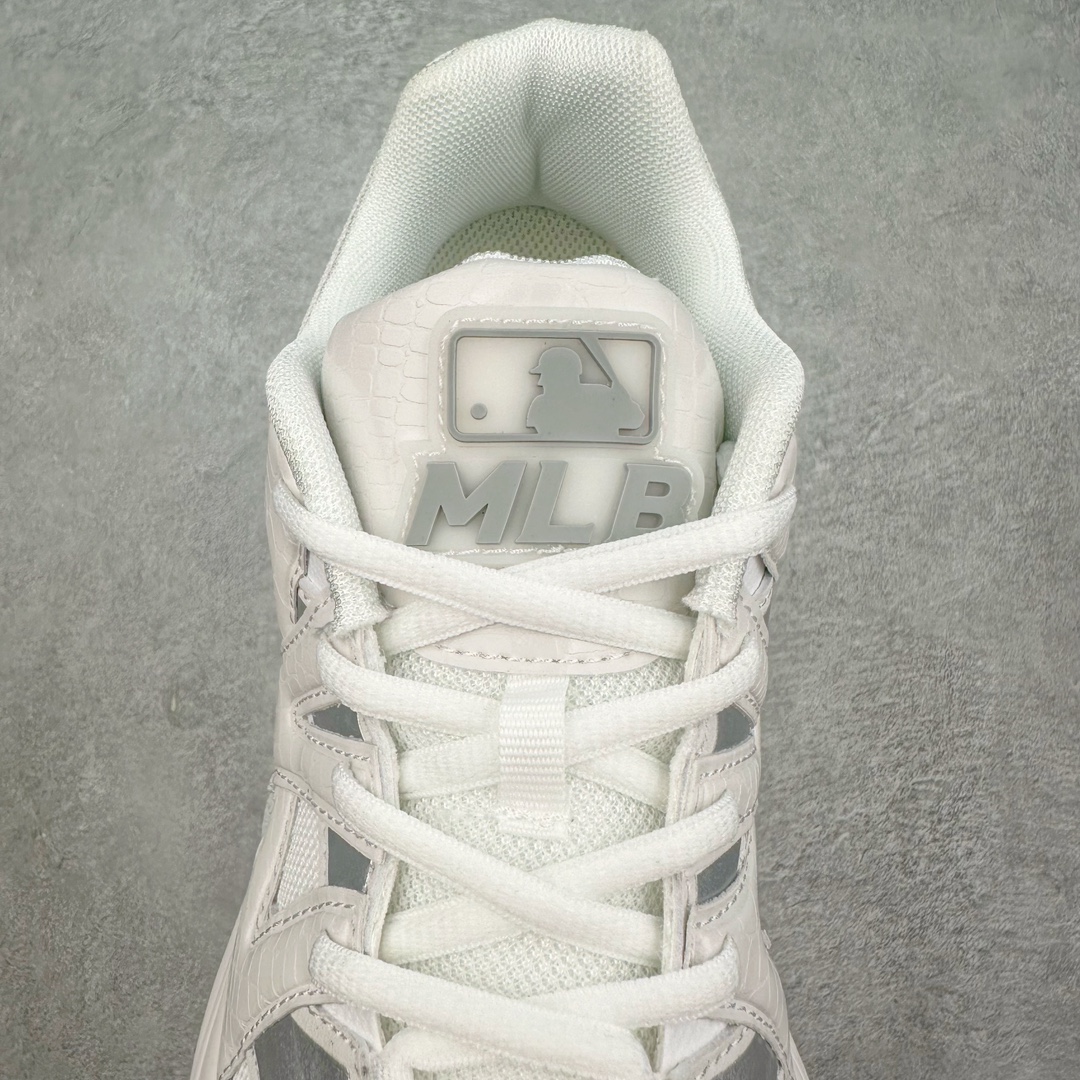 图片[5]-＃纯原 MLB Chunky Runner 2024S 复古印花老爹鞋系列低帮轻量增高厚底百搭休闲运动慢跑鞋 Korea韩国联名NY美国榄球纽约洋基队限定 目前可过轻松秒过各类鉴定 能操作的私聊 韩国代购专供 左脚内置NFC感应 区别市面贴纸假芯片 MLB专用菱形双针中底布 重点细节中底布带注胶孔 原厂NFC感应吊牌 支持鉴定 一个两位数 原盒原标 全套原楦原纸板原厂数据开发 中韩文保养标贴 绿色防霉片 平台代购专供 独家一比一RB+MD组合大底 高频后跟小人Logo精准对位立体饱满 正确网布加超迁鞋面 转印中底走线紧密 转印Logo工艺表层防刮不掉色 尺码：35 36 36.5 37.5 38 38.5 39 40 40.5 41 42 42.5 43 44 44.5 45-选品中心