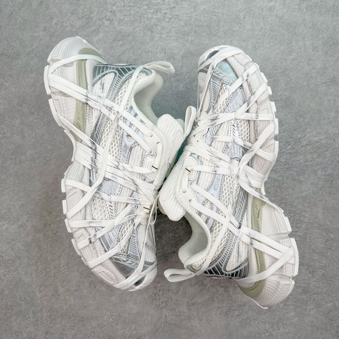 图片[3]-BALENCIAGA 3XL Sneakers 巴黎世家十代网布系带低帮走秀复古老爹鞋 配套套现全码福利开炸 长期补货价格一步到位 市场中端王者 欢迎对比 实力大厂成熟流水线出品 品控完美 免检产品 新配色陆续开发 全套原纸板楦头开发 完美版型 鞋头边缘和后帮徽标 鞋面和后跟凸印尺码 鞋舌 3XL 橡胶品牌标识和反光细节 鞋帮拉袢和鞋舌拉祥 配反光细节 备用鞋带在鞋履前侧 可在穿着前取下 便于不同造型搭配 注意运费超重 偏大一码 尺码：35 36 37 38 39 40 41 42 43 44 45 46-选品中心