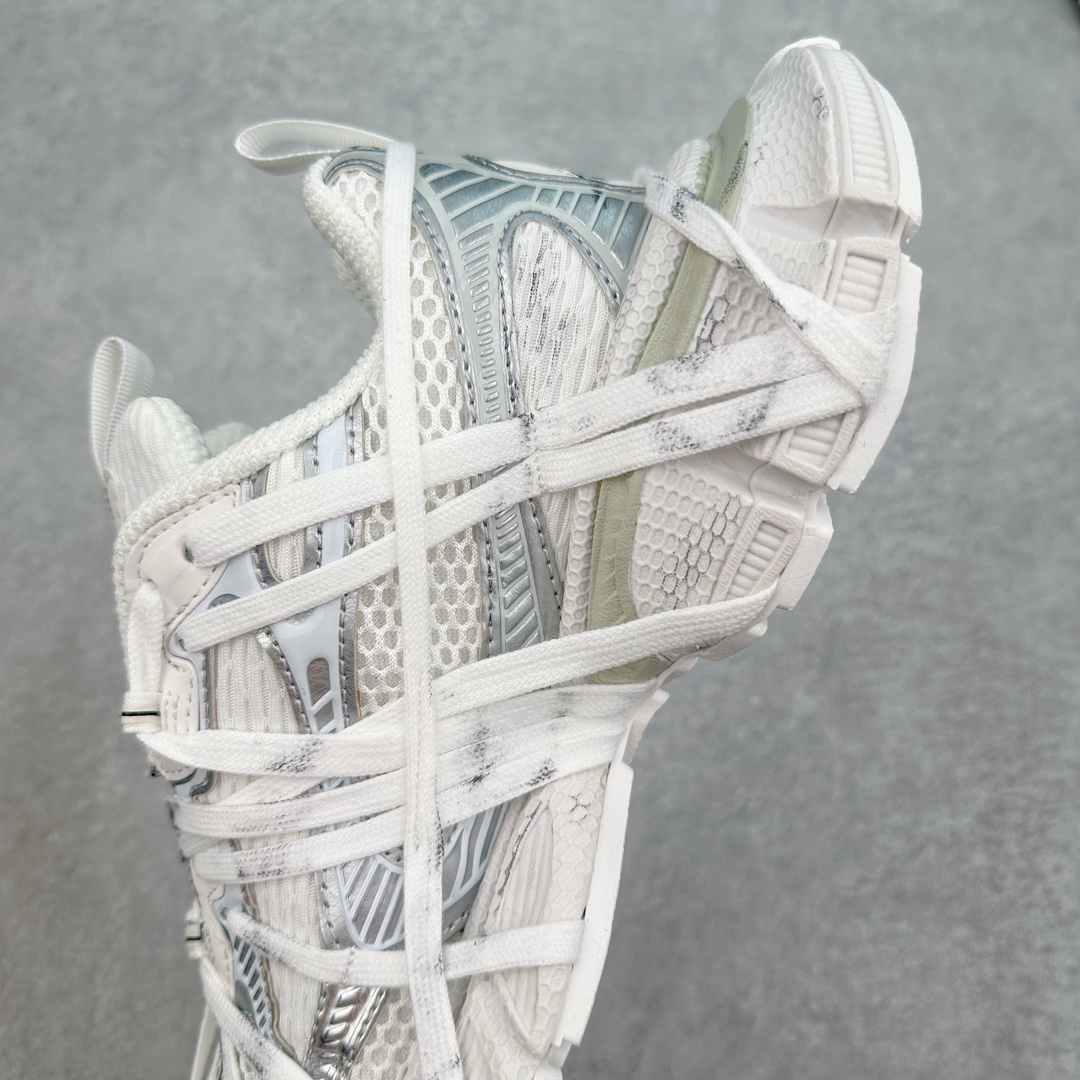 图片[7]-BALENCIAGA 3XL Sneakers 巴黎世家十代网布系带低帮走秀复古老爹鞋 配套套现全码福利开炸 长期补货价格一步到位 市场中端王者 欢迎对比 实力大厂成熟流水线出品 品控完美 免检产品 新配色陆续开发 全套原纸板楦头开发 完美版型 鞋头边缘和后帮徽标 鞋面和后跟凸印尺码 鞋舌 3XL 橡胶品牌标识和反光细节 鞋帮拉袢和鞋舌拉祥 配反光细节 备用鞋带在鞋履前侧 可在穿着前取下 便于不同造型搭配 注意运费超重 偏大一码 尺码：35 36 37 38 39 40 41 42 43 44 45 46-选品中心