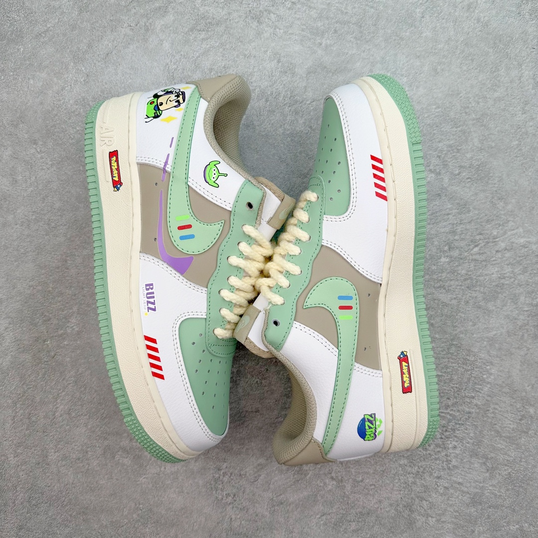 图片[3]-NK Air Force 1´07 Low 空军一号低帮百搭休闲运动板鞋 CJ0304-110 柔软、弹性十足的缓震性能和出色的中底设计 横跨复古与现代的外型结合 造就出风靡全球 三十多年的Force 1 直到今天还深受青睐 尺码：36 36.5 37.5 38 38.5 39 40 40.5 41 42 42.5 43 44 44.5 45-选品中心