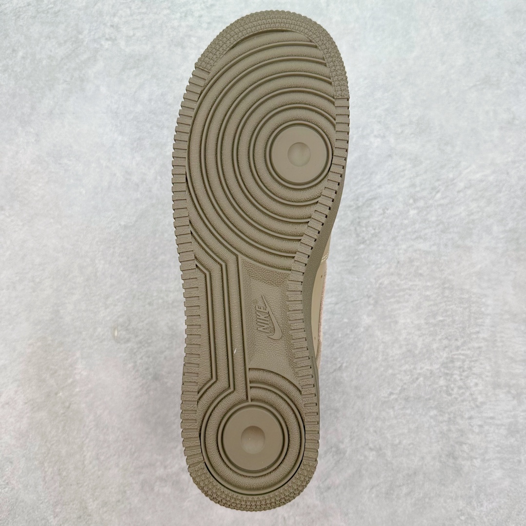 图片[9]-NK Air Force 1´07 Low 空军一号低帮百搭休闲运动板鞋 HQ1176-222 柔软、弹性十足的缓震性能和出色的中底设计 横跨复古与现代的外型结合 造就出风靡全球 三十多年的Force 1 直到今天还深受青睐 尺码：36 36.5 37.5 38 38.5 39 40 40.5 41 42 42.5 43 44 44.5 45-选品中心