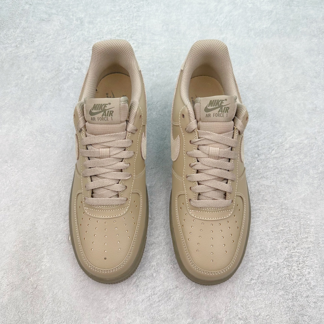 图片[2]-NK Air Force 1´07 Low 空军一号低帮百搭休闲运动板鞋 HQ1176-222 柔软、弹性十足的缓震性能和出色的中底设计 横跨复古与现代的外型结合 造就出风靡全球 三十多年的Force 1 直到今天还深受青睐 尺码：36 36.5 37.5 38 38.5 39 40 40.5 41 42 42.5 43 44 44.5 45-选品中心