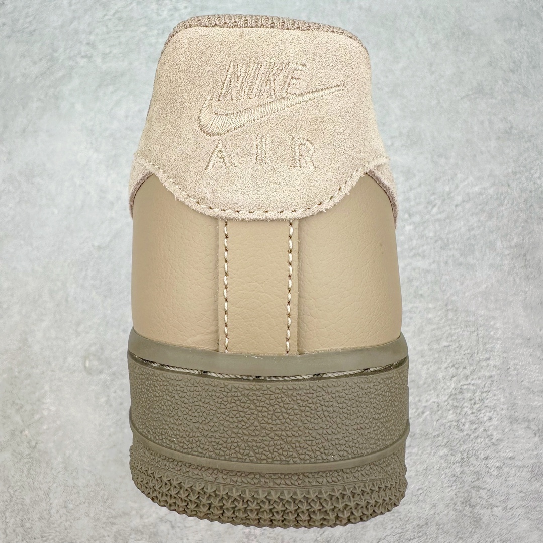 图片[8]-NK Air Force 1´07 Low 空军一号低帮百搭休闲运动板鞋 HQ1176-222 柔软、弹性十足的缓震性能和出色的中底设计 横跨复古与现代的外型结合 造就出风靡全球 三十多年的Force 1 直到今天还深受青睐 尺码：36 36.5 37.5 38 38.5 39 40 40.5 41 42 42.5 43 44 44.5 45-选品中心