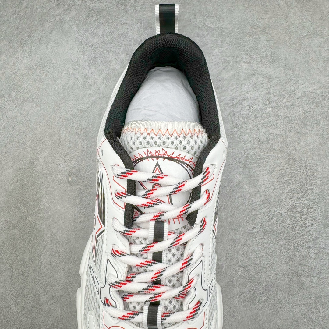 图片[5]-＃纯原 DIOR Chrono 迪奥圆头系带 运动跑鞋 生活休闲鞋 24ss本季最新单品 彰显经典设计全新休闲运动鞋 以牛皮革和网眼织物制作 轻盈透气 侧边的CD字母非常有ior辩识度 运动风设计融合流苏细节也增添了一丝优雅气质 原版网面+牛皮拼接 TPU轻便大底 全套原版包装 尺码 35 36 37 38 39 40 41 42 43 44 45-选品中心