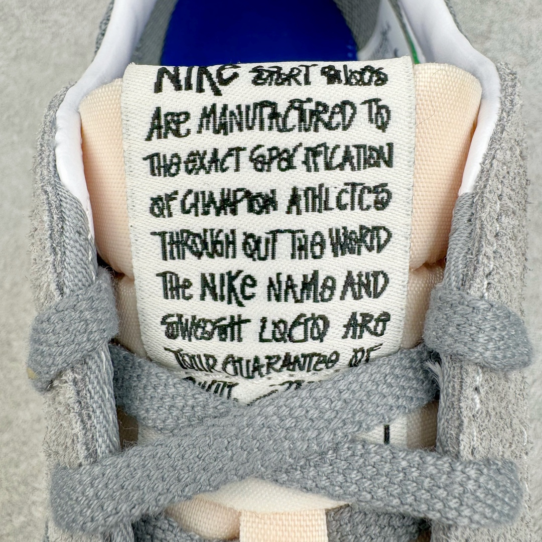 图片[17]-＃KZ纯原 Stussy x NK Roshe Run LD-1000 舒适百搭防滑耐磨低帮休闲跑步鞋男女同款 斯图西联名灰绿色 FQ5369-002 以其中白蓝色款式为例 设计师将白色作为底色 使用蓝色点缀两侧 NK Swoosh 提升视觉层次感的同时还进一步丰富色彩体系 材质方面更是尽显复古气质 全鞋采用大面积网眼面料设计 再在鞋头位置搭配上一大块绒面革 塑造出出色质感以及良好的透气性能 细节上 最醒目的便是两侧精致的Swoosh 点明品牌身份 此外鞋舌上出现的 Stussy 手绘涂鸦字体同样格外亮眼 不仅如此 鞋款后跟上还有 Stussy 字样 Logo 再次点题 彰显出该鞋款特有的联名属性 尺码：36 36.5 37.5 38 38.5 39 40 40.5 41 42 42.5 43 44 44.5 45 46-选品中心