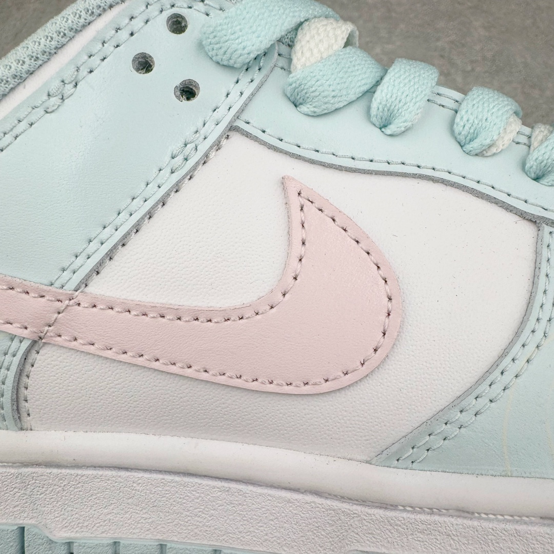 图片[18]-＃YC纯原 NK Dunk Low 冰川之语 FB9109-105 定制系列天花板 无原鞋不开发 全系列得物原鞋一比一校对开发 配色持续更新中 终端对接 优势输出 全套原厂楦头原纸板数据档案倾力打造 原汁原味莞产 极致还原 圈内最强针车工艺 高端零售指定版 广东原厂配套原盒原标 鞋盒分三个尺码段 原厂冲刀 超高清洁度 全鞋零毛边皮料切割 采用原厂百宏鞋带以及原厂百宏织唛舌标 内标可供原厂几率过验 进口原装条纹中底布 四线拉帮白色点胶 原厂拉帮手法遵循公司 原厂电绣 极致还原 尺码：35.5 36 36.5 37.5 38 38.5 39 40-选品中心