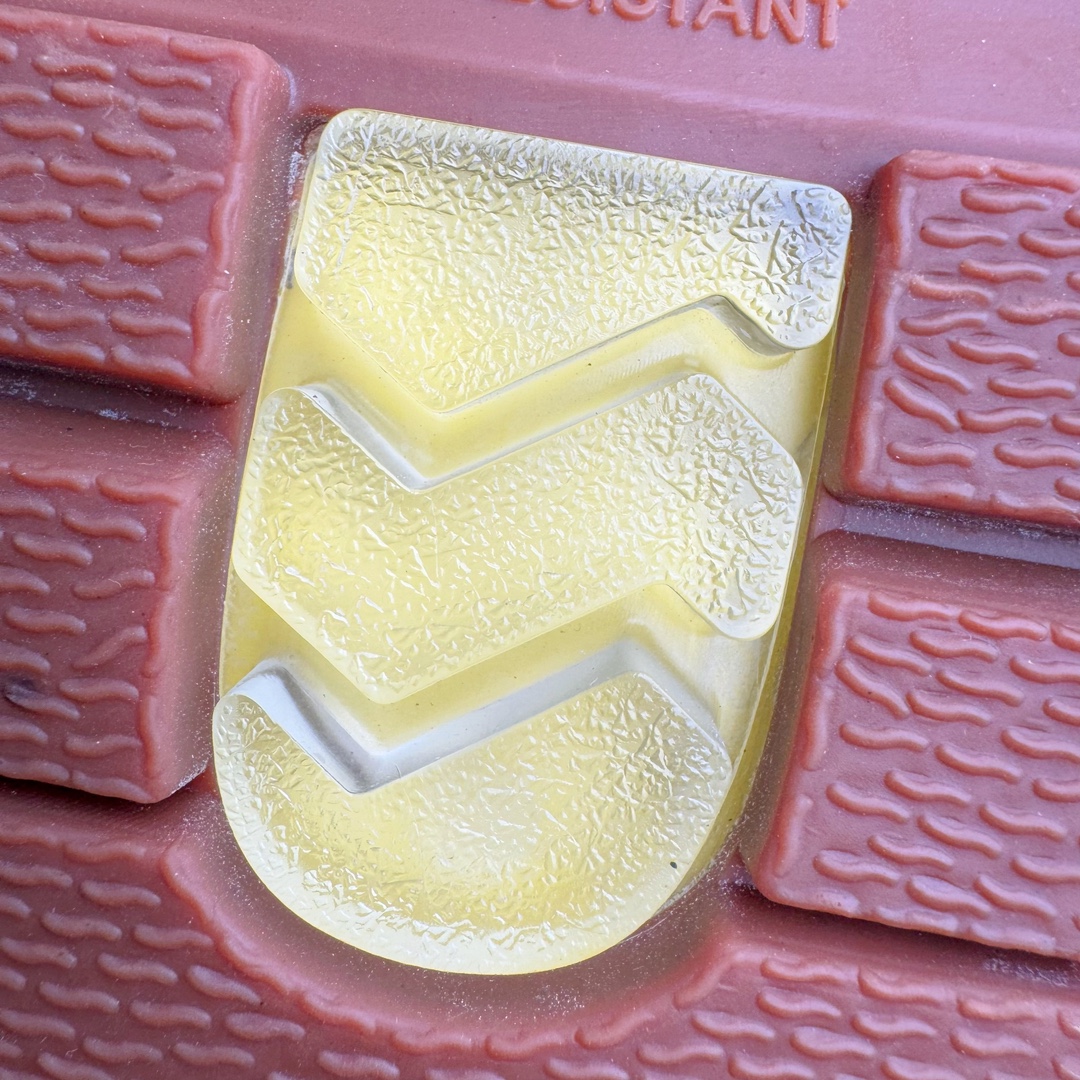 图片[15]-＃特价福利 CAT卡特 硬汉推土机品牌经典百搭户外休闲大黄靴系列 广东大厂品质 24ss秋冬新款 常年主打 时尚潮流搭配 面料釆用意大利进口磨砂牛皮 全鞋真牛皮材料 大底到五金都是代工厂原材料制作 好货不杀猪 首单质量严格把控 全套官网统一包装 今年冬季防寒户外专用 日常随意搭配 型男必备 尺码：38 39 40 41 42 43 44 (偏大一码)-选品中心