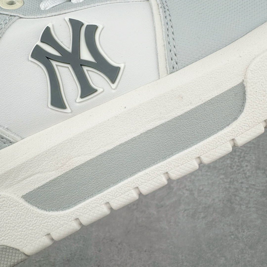 图片[15]-＃DT纯原 MLB Chunky Liner Basic 复古印花学长鞋系列低帮轻量增高厚底百搭休闲运动慢跑鞋板鞋 Korea韩国联名NY美国榄球纽约洋基队限定 目前可过轻松秒过各类鉴定 能操作的私聊 韩国代购专供 左脚内置NFC感应 区别市面贴纸假芯片 MLB专用菱形双针中底布 重点细节中底布带注胶孔 原厂NFC感应吊牌 支持鉴定 一个两位数 原盒原标 全套原楦原纸板原厂数据开发 中韩文保养标贴 绿色防霉片 平台代购专供 独家一比一RB+MD组合大底 高频后跟小人Logo精准对位立体饱满 正确网布加超迁鞋面 转印中底走线紧密 转印Logo工艺表层防刮不掉色 尺码：35 36 36.5 37.5 38 38.5 39 40 40.5 41 42 42.5 43 44 44.5 45-选品中心