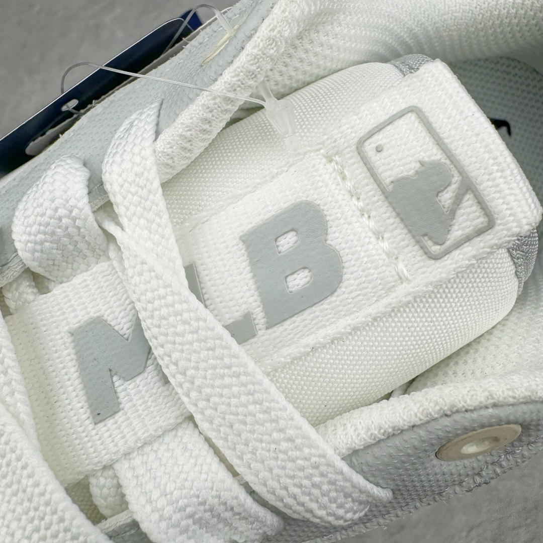 图片[12]-＃DT纯原 MLB Chunky Liner Basic 复古印花学长鞋系列低帮轻量增高厚底百搭休闲运动慢跑鞋板鞋 Korea韩国联名NY美国榄球纽约洋基队限定 目前可过轻松秒过各类鉴定 能操作的私聊 韩国代购专供 左脚内置NFC感应 区别市面贴纸假芯片 MLB专用菱形双针中底布 重点细节中底布带注胶孔 原厂NFC感应吊牌 支持鉴定 一个两位数 原盒原标 全套原楦原纸板原厂数据开发 中韩文保养标贴 绿色防霉片 平台代购专供 独家一比一RB+MD组合大底 高频后跟小人Logo精准对位立体饱满 正确网布加超迁鞋面 转印中底走线紧密 转印Logo工艺表层防刮不掉色 尺码：35 36 36.5 37.5 38 38.5 39 40 40.5 41 42 42.5 43 44 44.5 45-选品中心