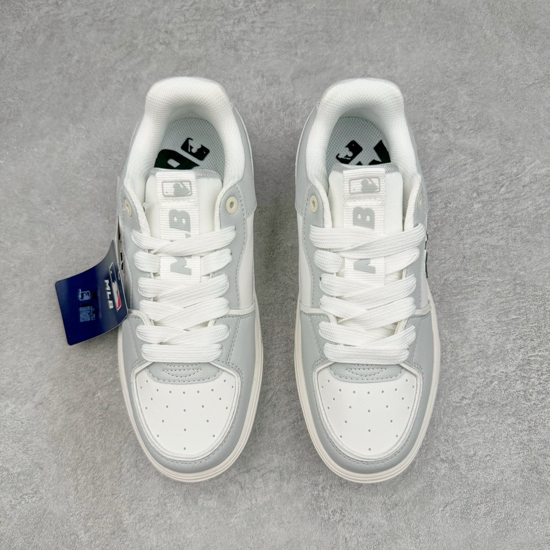 图片[2]-＃DT纯原 MLB Chunky Liner Basic 复古印花学长鞋系列低帮轻量增高厚底百搭休闲运动慢跑鞋板鞋 Korea韩国联名NY美国榄球纽约洋基队限定 目前可过轻松秒过各类鉴定 能操作的私聊 韩国代购专供 左脚内置NFC感应 区别市面贴纸假芯片 MLB专用菱形双针中底布 重点细节中底布带注胶孔 原厂NFC感应吊牌 支持鉴定 一个两位数 原盒原标 全套原楦原纸板原厂数据开发 中韩文保养标贴 绿色防霉片 平台代购专供 独家一比一RB+MD组合大底 高频后跟小人Logo精准对位立体饱满 正确网布加超迁鞋面 转印中底走线紧密 转印Logo工艺表层防刮不掉色 尺码：35 36 36.5 37.5 38 38.5 39 40 40.5 41 42 42.5 43 44 44.5 45-选品中心