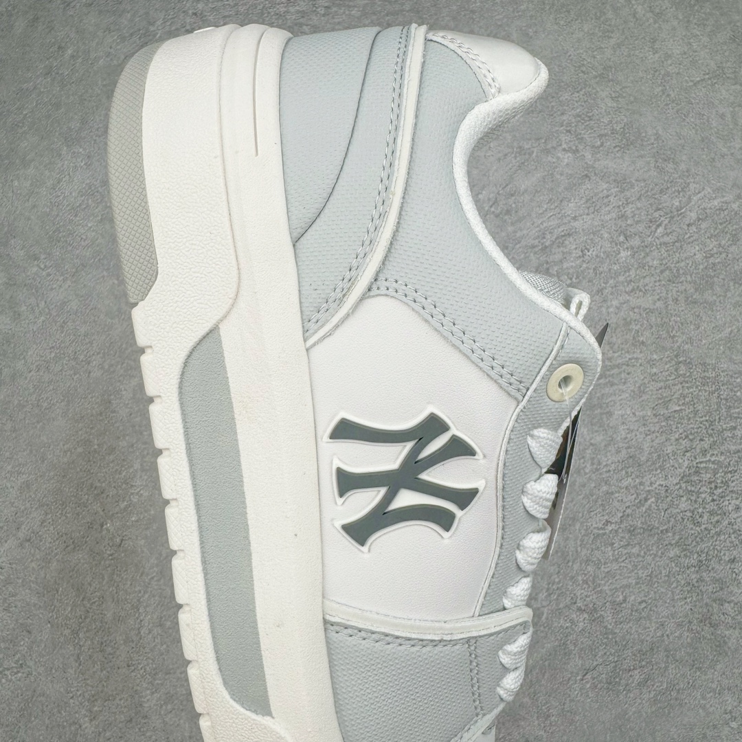 图片[6]-＃DT纯原 MLB Chunky Liner Basic 复古印花学长鞋系列低帮轻量增高厚底百搭休闲运动慢跑鞋板鞋 Korea韩国联名NY美国榄球纽约洋基队限定 目前可过轻松秒过各类鉴定 能操作的私聊 韩国代购专供 左脚内置NFC感应 区别市面贴纸假芯片 MLB专用菱形双针中底布 重点细节中底布带注胶孔 原厂NFC感应吊牌 支持鉴定 一个两位数 原盒原标 全套原楦原纸板原厂数据开发 中韩文保养标贴 绿色防霉片 平台代购专供 独家一比一RB+MD组合大底 高频后跟小人Logo精准对位立体饱满 正确网布加超迁鞋面 转印中底走线紧密 转印Logo工艺表层防刮不掉色 尺码：35 36 36.5 37.5 38 38.5 39 40 40.5 41 42 42.5 43 44 44.5 45-选品中心