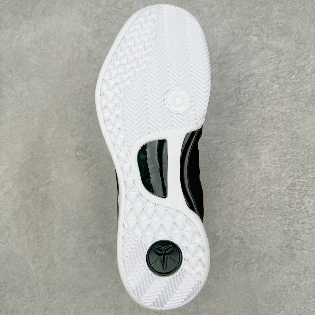 图片[9]-＃灭世海外版 NK Zoom Kobe 8 Protro 黑紫黄 HF9550-001 纯原海外版气垫品质吊打各路纯原 气压➕耐久双重保障 前掌ZOOM TURBO➕后掌马蹄Zoom 后掌澎湃脚感无出其右 全套冲刀改版 鞋型还原度95% 宽脚选手必入货品 鞋头2.5mm上翘空间 不挤脚 完美释放脚趾活动空间 正码正拍 脚型适配性 市场最强没有之一 鞋面工艺全新升级 100%对标正品 原厂聚氨酯蛇鳞 珠光密度同步正品 Swoosh喷漆工艺 还原度接近100% 全新后跟TPU模具 正确S型弧度 区分市场纯原（市场纯原采用公版模具 后跟TPU几乎无弧度）国产天花板橡胶配方 抓地力爆炸 海外口碑炸裂 鞋舌LOGO正确内嵌压印 原厂碳板 正确原盒 厚积薄发 王者归来 拒绝杀猪 拒绝套路 灭世纯原海外版科比系列 致力打造实战第一标杆 尺码：39-47.5 全新模具 正码正拍-选品中心