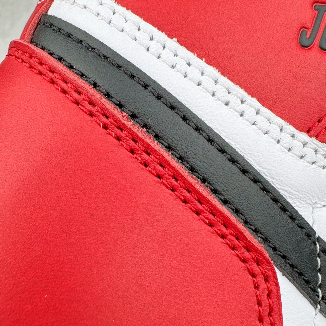 图片[20]-＃PK纯原 Air Jordan AJ1 Retro High 新黑脚趾2024 DZ5485-106 圈内最强系列 高端零售特供批次 产品品控稳定性领先行业 各方面均可对飙L版 良心定价不杀猪 SZ原厂全套原楦原纸板冲刀磨具开发 原厂皮料加持 原厂港宝加持定型后跟R度完美 同源原厂电绣 飞翼针数密度立体效果一致 百分百一致原鞋 原厂拉帮工艺 针距密度一致 后跟弧度收口自然不对折 极致一眼正品既视感 进口玻璃冲刀皮料裁剪零毛边 全鞋电脑针车工艺 品控清洁度最高QC检验标准 免检产品 原厂订购鞋盒、鞋标、防尘纸、鞋撑、鞋带 追求极致的原厂味道 尺码：40 40.5 41 42 42.5 43 44 44.5 45 46 47.5-选品中心