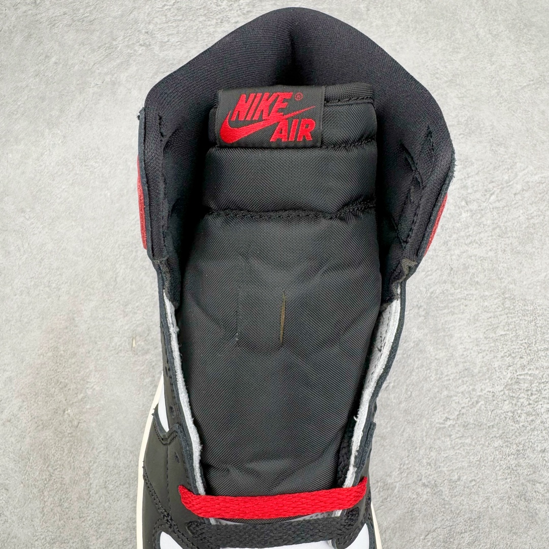 图片[5]-＃PK纯原 Air Jordan AJ1 Retro High 新黑脚趾2024 DZ5485-106 圈内最强系列 高端零售特供批次 产品品控稳定性领先行业 各方面均可对飙L版 良心定价不杀猪 SZ原厂全套原楦原纸板冲刀磨具开发 原厂皮料加持 原厂港宝加持定型后跟R度完美 同源原厂电绣 飞翼针数密度立体效果一致 百分百一致原鞋 原厂拉帮工艺 针距密度一致 后跟弧度收口自然不对折 极致一眼正品既视感 进口玻璃冲刀皮料裁剪零毛边 全鞋电脑针车工艺 品控清洁度最高QC检验标准 免检产品 原厂订购鞋盒、鞋标、防尘纸、鞋撑、鞋带 追求极致的原厂味道 尺码：40 40.5 41 42 42.5 43 44 44.5 45 46 47.5-选品中心