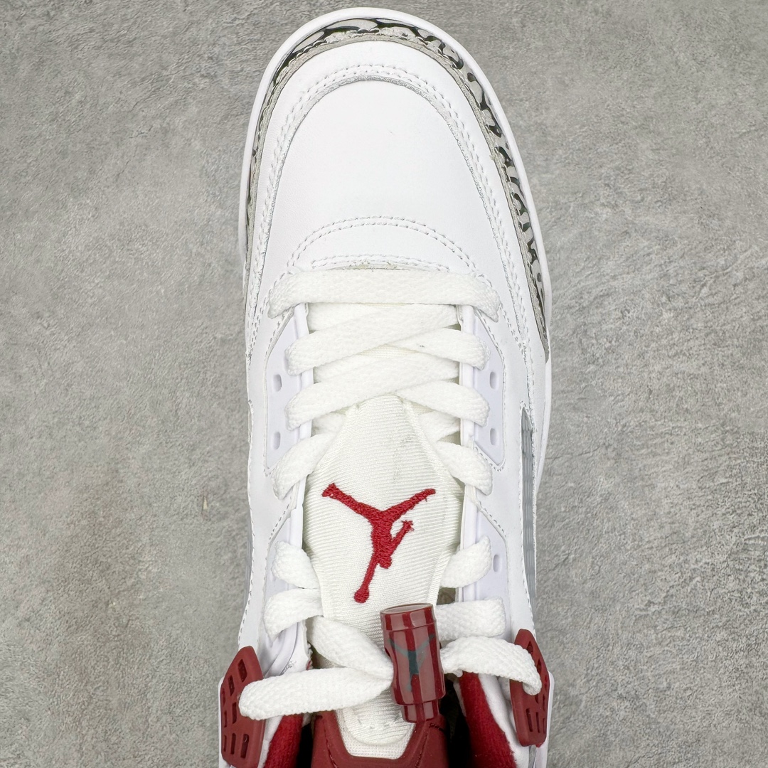 图片[4]-Jordan Spizike Low AJ复古低帮篮球鞋 这款鞋子著名导演斯派克李的Jordan Spizike专属 预计于明年夏季推出全新低帮版本 将包括三款配色 经典爆裂纹非常复古 两款配色分别以大学红和黑曜石蓝进行区分 鞋身设计中依旧带有大象爆裂纹、鞋侧束带、塑胶网布等经典元素 之后 在鞋舌、内衬以及鞋底等位置缀以大学红和黑曜石蓝搭配 带来全新造型 尺码：36 36.5 37.5 38 38.5 39 40 40.5 41 42 42.5 43 44 44.5 45 46 47.5-选品中心