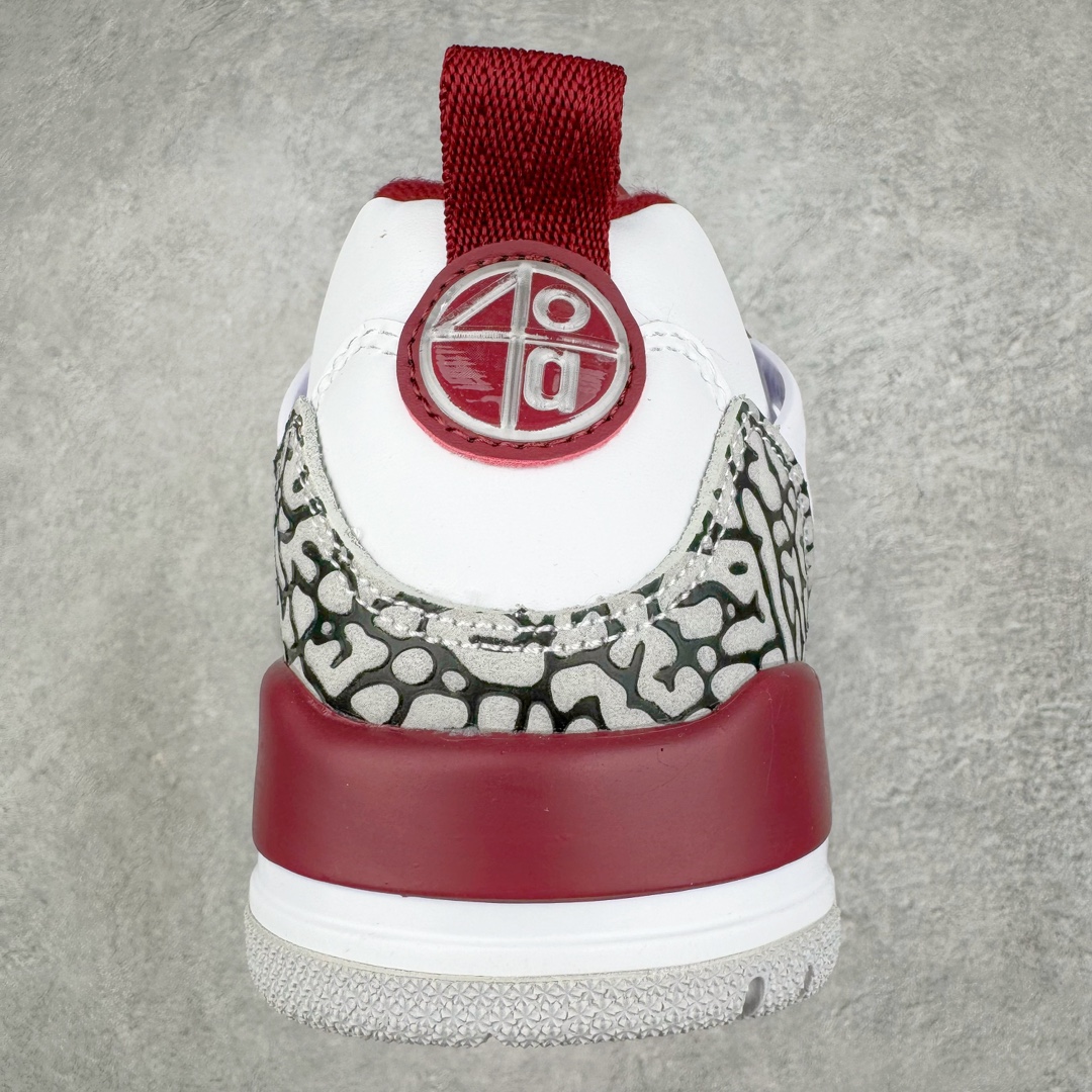 图片[8]-Jordan Spizike Low AJ复古低帮篮球鞋 这款鞋子著名导演斯派克李的Jordan Spizike专属 预计于明年夏季推出全新低帮版本 将包括三款配色 经典爆裂纹非常复古 两款配色分别以大学红和黑曜石蓝进行区分 鞋身设计中依旧带有大象爆裂纹、鞋侧束带、塑胶网布等经典元素 之后 在鞋舌、内衬以及鞋底等位置缀以大学红和黑曜石蓝搭配 带来全新造型 尺码：36 36.5 37.5 38 38.5 39 40 40.5 41 42 42.5 43 44 44.5 45 46 47.5-选品中心