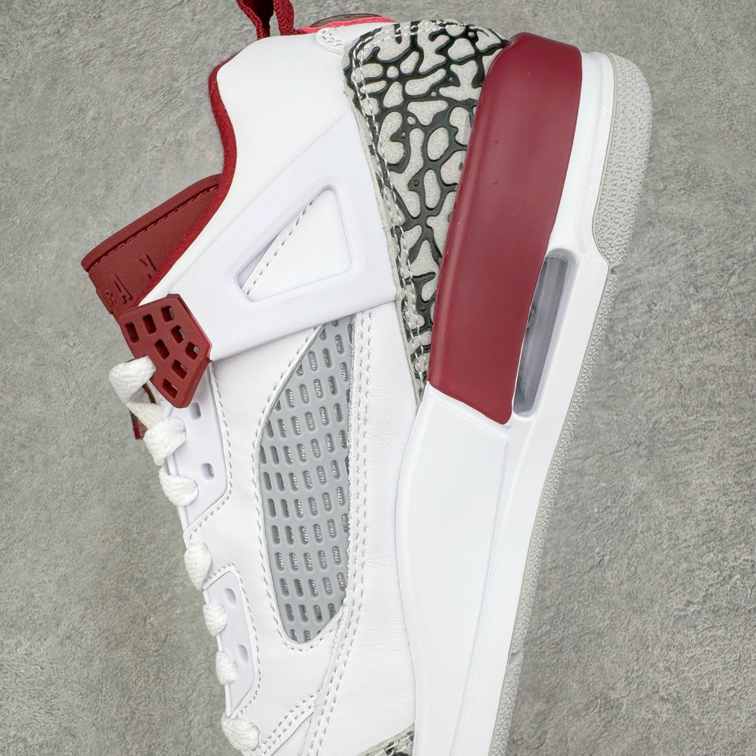 图片[7]-Jordan Spizike Low AJ复古低帮篮球鞋 这款鞋子著名导演斯派克李的Jordan Spizike专属 预计于明年夏季推出全新低帮版本 将包括三款配色 经典爆裂纹非常复古 两款配色分别以大学红和黑曜石蓝进行区分 鞋身设计中依旧带有大象爆裂纹、鞋侧束带、塑胶网布等经典元素 之后 在鞋舌、内衬以及鞋底等位置缀以大学红和黑曜石蓝搭配 带来全新造型 尺码：36 36.5 37.5 38 38.5 39 40 40.5 41 42 42.5 43 44 44.5 45 46 47.5-选品中心