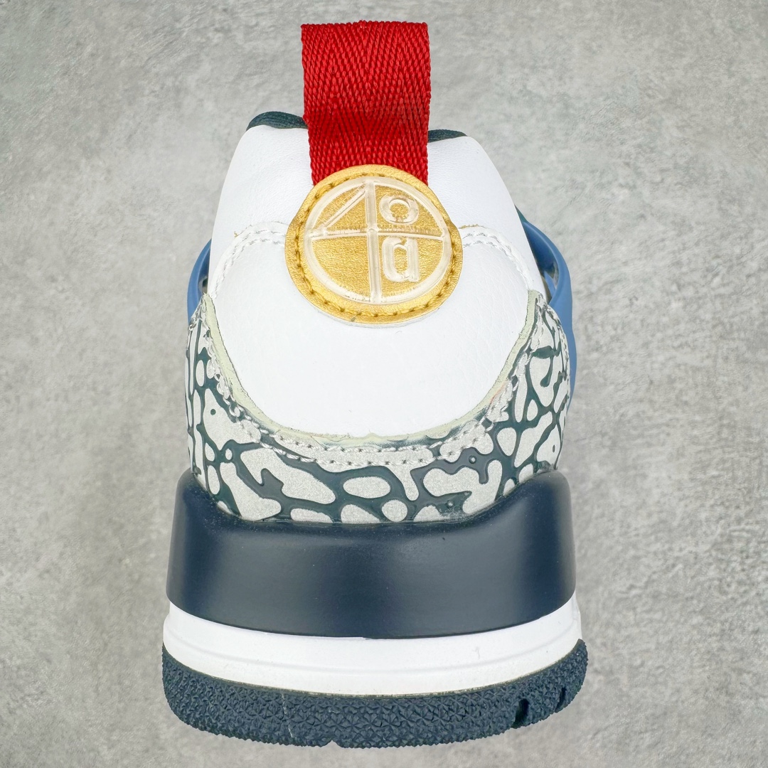 图片[8]-Jordan Spizike Low AJ复古低帮篮球鞋 这款鞋子著名导演斯派克李的Jordan Spizike专属 预计于明年夏季推出全新低帮版本 将包括三款配色 经典爆裂纹非常复古 两款配色分别以大学红和黑曜石蓝进行区分 鞋身设计中依旧带有大象爆裂纹、鞋侧束带、塑胶网布等经典元素 之后 在鞋舌、内衬以及鞋底等位置缀以大学红和黑曜石蓝搭配 带来全新造型 尺码：36 36.5 37.5 38 38.5 39 40 40.5 41 42 42.5 43 44 44.5 45 46 47.5-选品中心