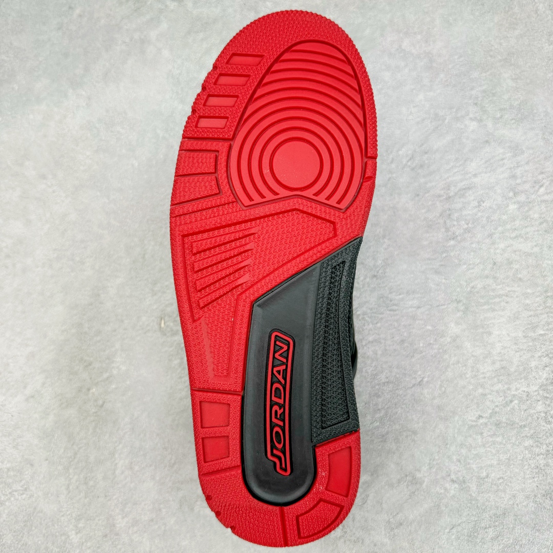 图片[9]-Jordan Spizike Low AJ复古低帮篮球鞋 这款鞋子著名导演斯派克李的Jordan Spizike专属 预计于明年夏季推出全新低帮版本 将包括三款配色 经典爆裂纹非常复古 两款配色分别以大学红和黑曜石蓝进行区分 鞋身设计中依旧带有大象爆裂纹、鞋侧束带、塑胶网布等经典元素 之后 在鞋舌、内衬以及鞋底等位置缀以大学红和黑曜石蓝搭配 带来全新造型 尺码：36 36.5 37.5 38 38.5 39 40 40.5 41 42 42.5 43 44 44.5 45 46 47.5-选品中心