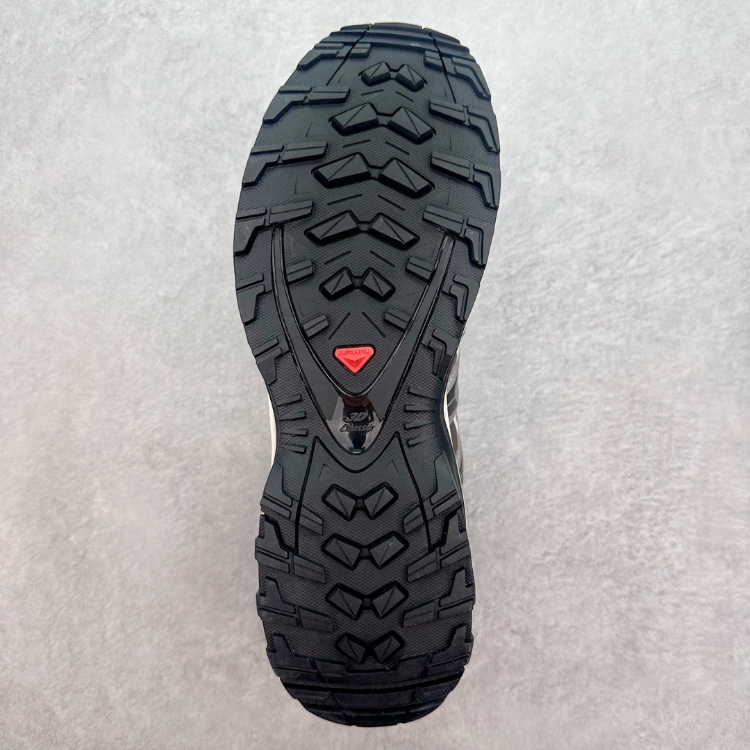 图片[9]-＃B版 SALOMON XA Pro 3D ADV 萨洛蒙潮流越野机能户外功能鞋 纯原外贸平台特供订单 耗时半年巨作 全套原纸板楦头开发 原厂特供网布配套加持 确保原汁原味 完美呈现版型 原档数据独家私模五层组合大底 原装Ortholite轻量化鞋垫 中底布带钢印编号 原厂TPU锁扣 进口港宝加持 后跟自然饱满 还原公司包裹性 鞋面采用SENSIFT贴合技术 全方位贴合包裹脚型 鞋跟部鞋底牵引设计 提供强大的抓地性能 更适应野外崎岖不平的道路 其3D ADVANCED CHASSIS底盘 材料轻量大化 钉齿设计更具稳定性 防护性 鞋底易磨损区运用CONTAGRIP高耐磨材料 应对城市硬质路面长距离跑考验 尺码：36 36.5 37.5 38 38.5 39 40 40.5 41 42 42.5 43 44 44.5 45 46.5-选品中心