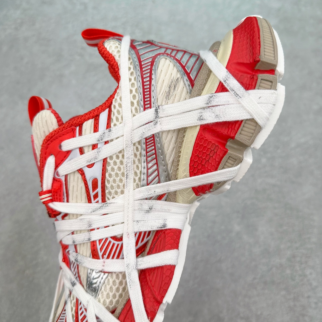 图片[7]-BALENCIAGA 3XL Sneakers 巴黎世家十代网布系带低帮走秀复古老爹鞋 配套套现全码福利开炸 长期补货价格一步到位 市场中端王者 欢迎对比 实力大厂成熟流水线出品 品控完美 免检产品 新配色陆续开发 全套原纸板楦头开发 完美版型 鞋头边缘和后帮徽标 鞋面和后跟凸印尺码 鞋舌 3XL 橡胶品牌标识和反光细节 鞋帮拉袢和鞋舌拉祥 配反光细节 备用鞋带在鞋履前侧 可在穿着前取下 便于不同造型搭配 注意运费超重 偏大一码 尺码：35 36 37 38 39 40 41 42 43 44 45 46-选品中心