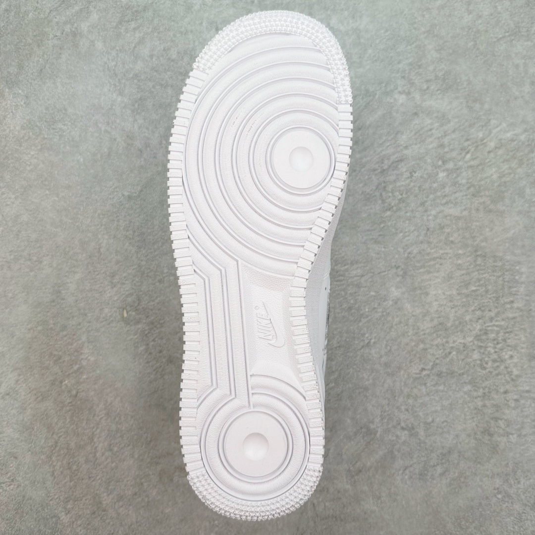 图片[9]-NK Air Force 1´07 Low 空军一号低帮百搭休闲运动板鞋 DD2024-010 柔软、弹性十足的缓震性能和出色的中底设计 横跨复古与现代的外型结合 造就出风靡全球 三十多年的Force 1 直到今天还深受青睐 尺码：36 36.5 37.5 38 38.5 39 40 40.5 41 42 42.5 43 44 44.5 45-选品中心