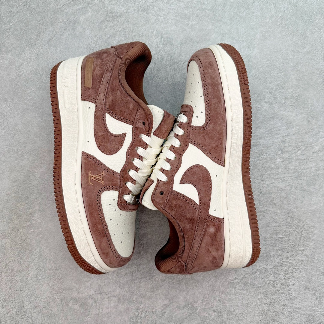 图片[3]-NK Air Force 1´07 Low 空军一号低帮百搭休闲运动板鞋 HD1968-022 柔软、弹性十足的缓震性能和出色的中底设计 横跨复古与现代的外型结合 造就出风靡全球 三十多年的Force 1 直到今天还深受青睐 尺码：36 36.5 37.5 38 38.5 39 40 40.5 41 42 42.5 43 44 44.5 45-选品中心